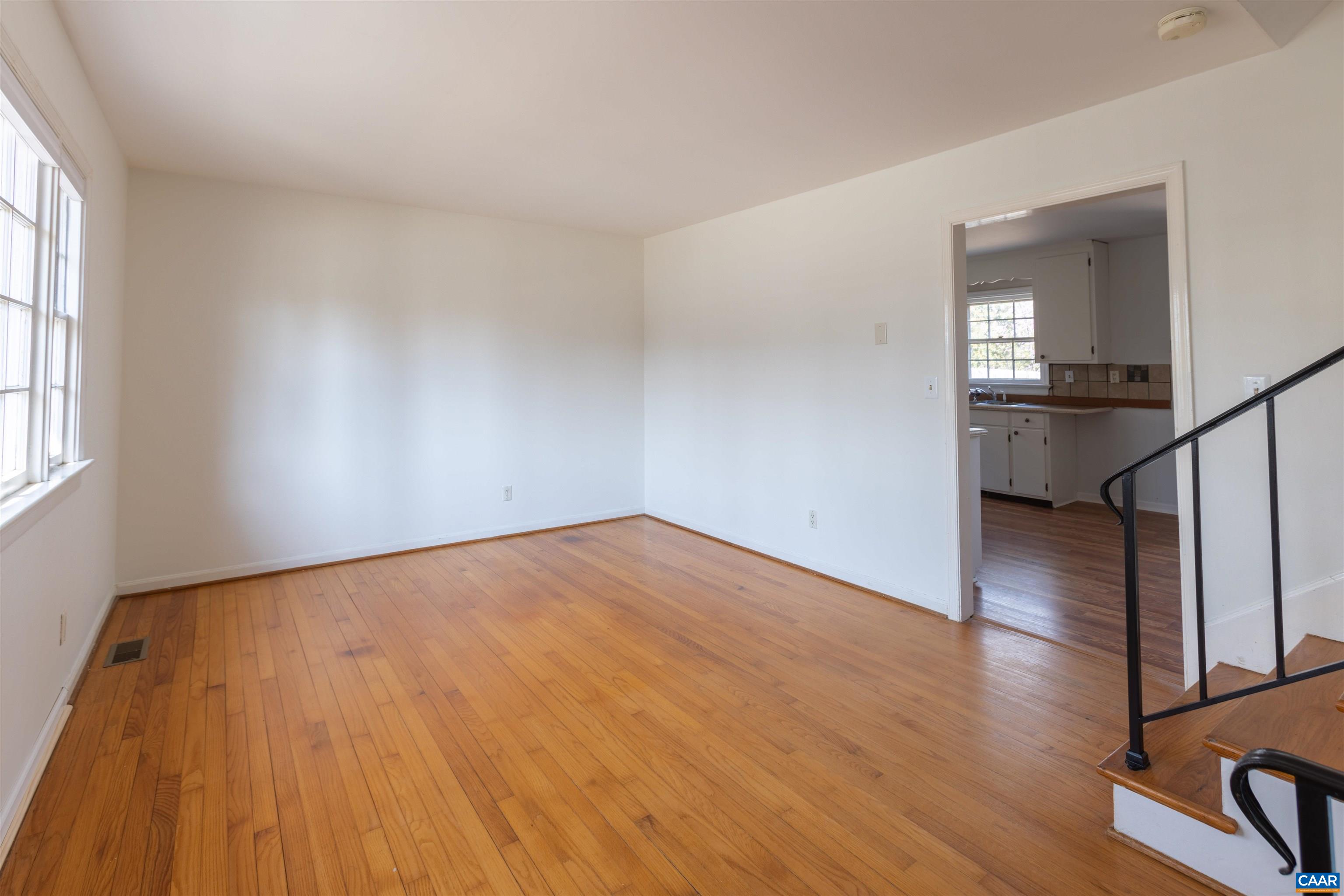 1213 CUTLER LN