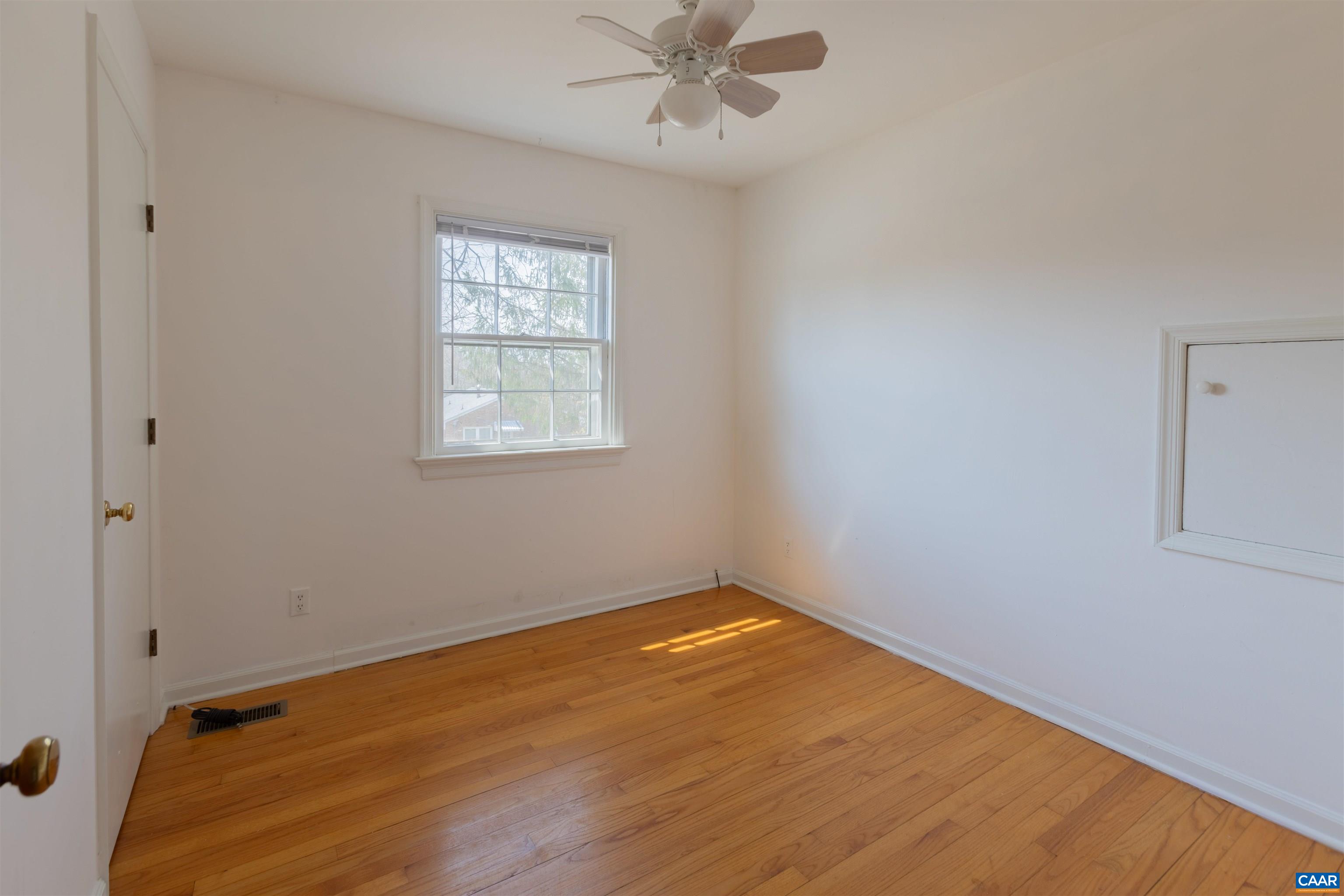 1213 CUTLER LN