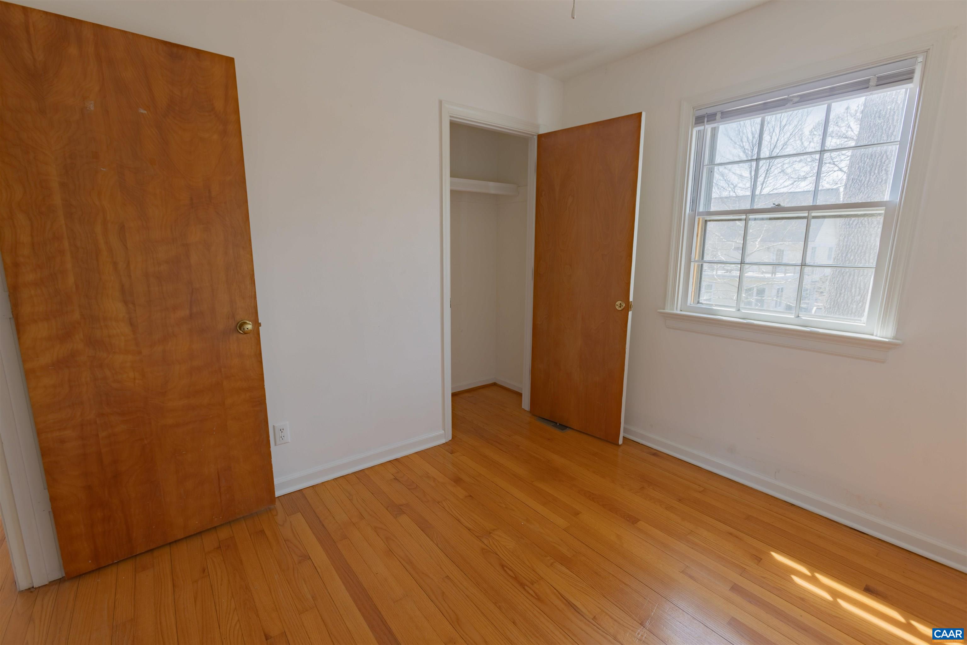 1213 CUTLER LN