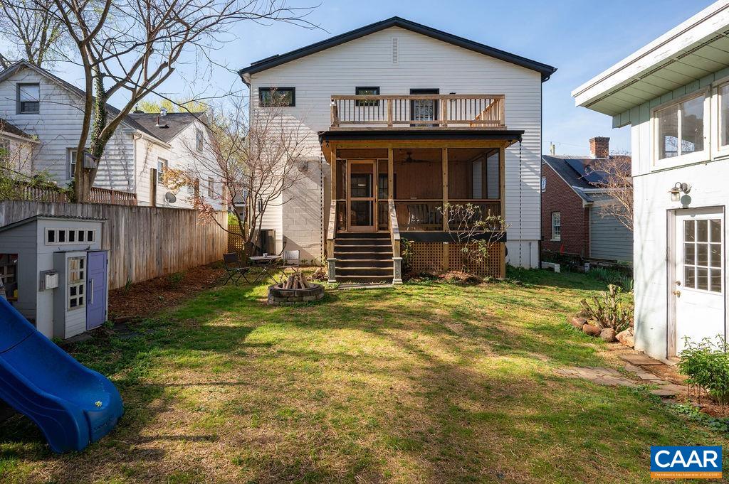 628 BLENHEIM AVE