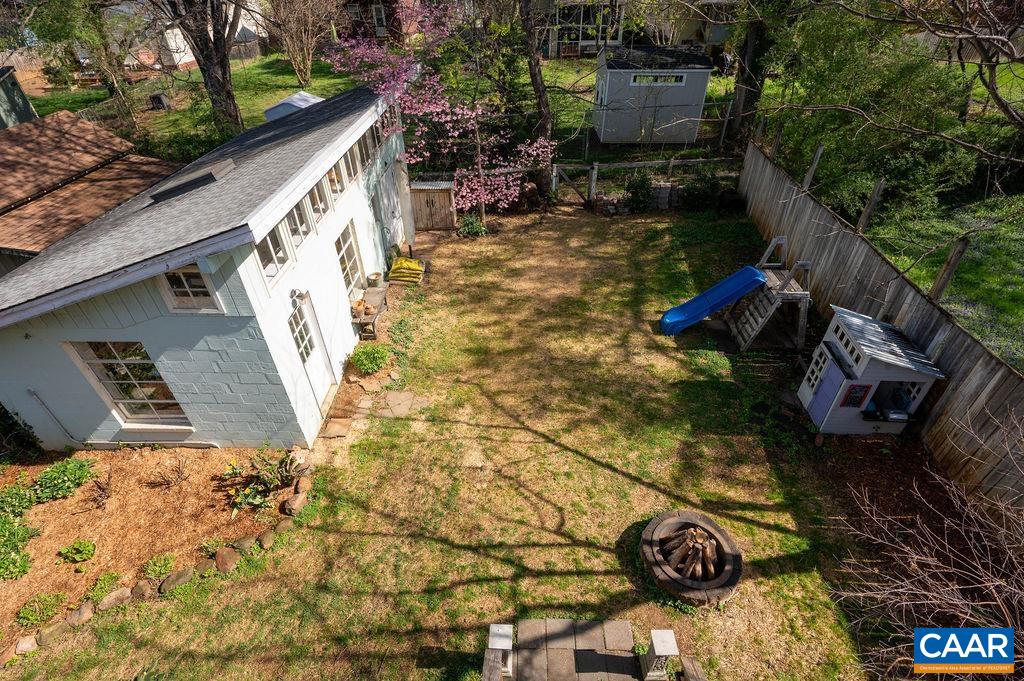 628 BLENHEIM AVE