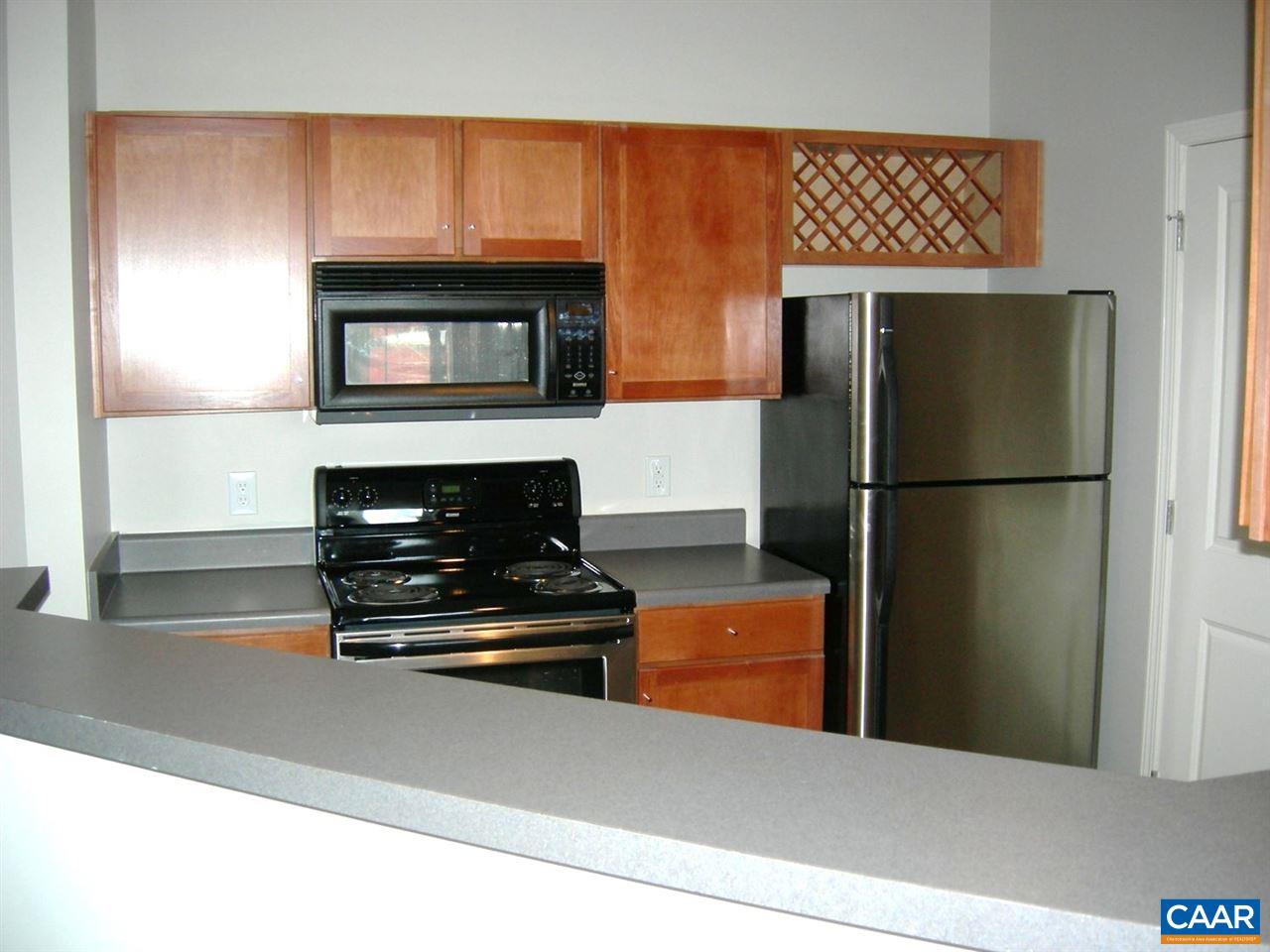 775 WALKER SQ Unit: 3c