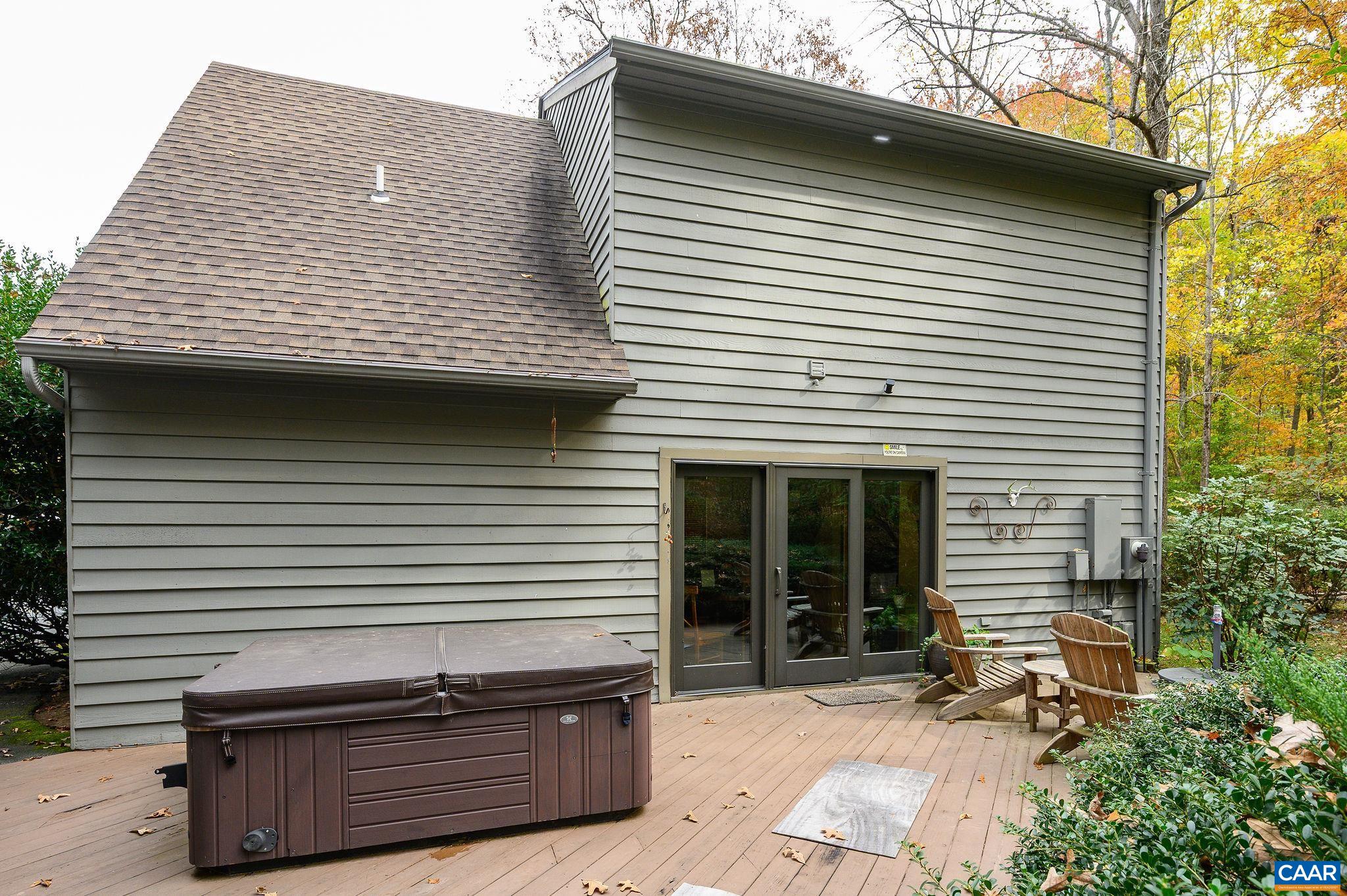 1688 STONEY CREEK DR