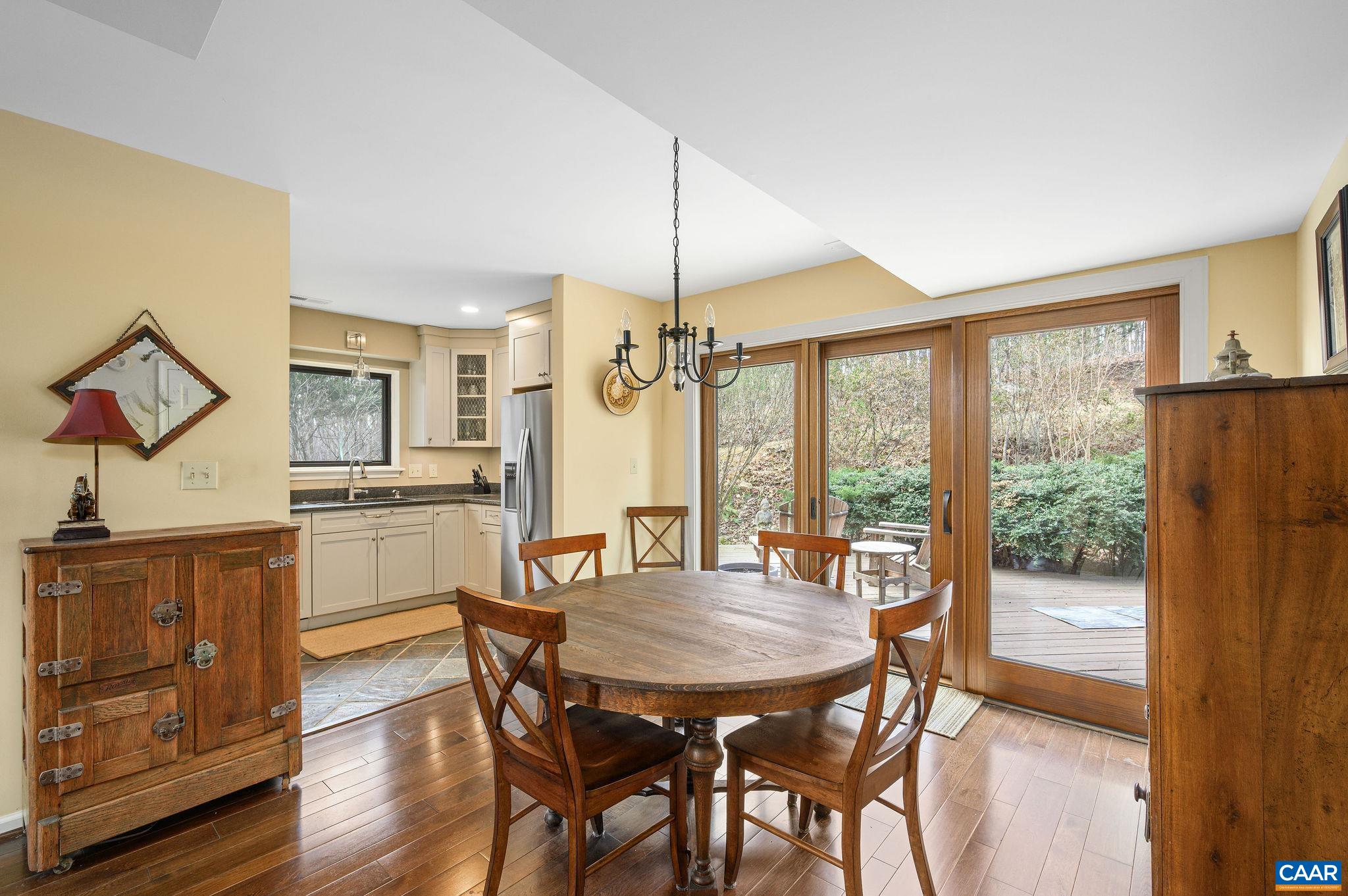 1688 STONEY CREEK DR