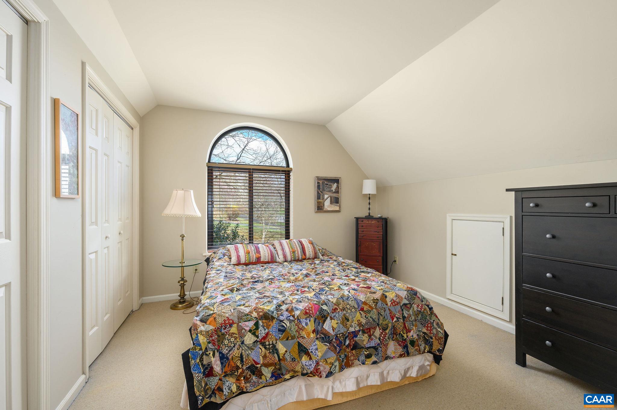 1688 STONEY CREEK DR