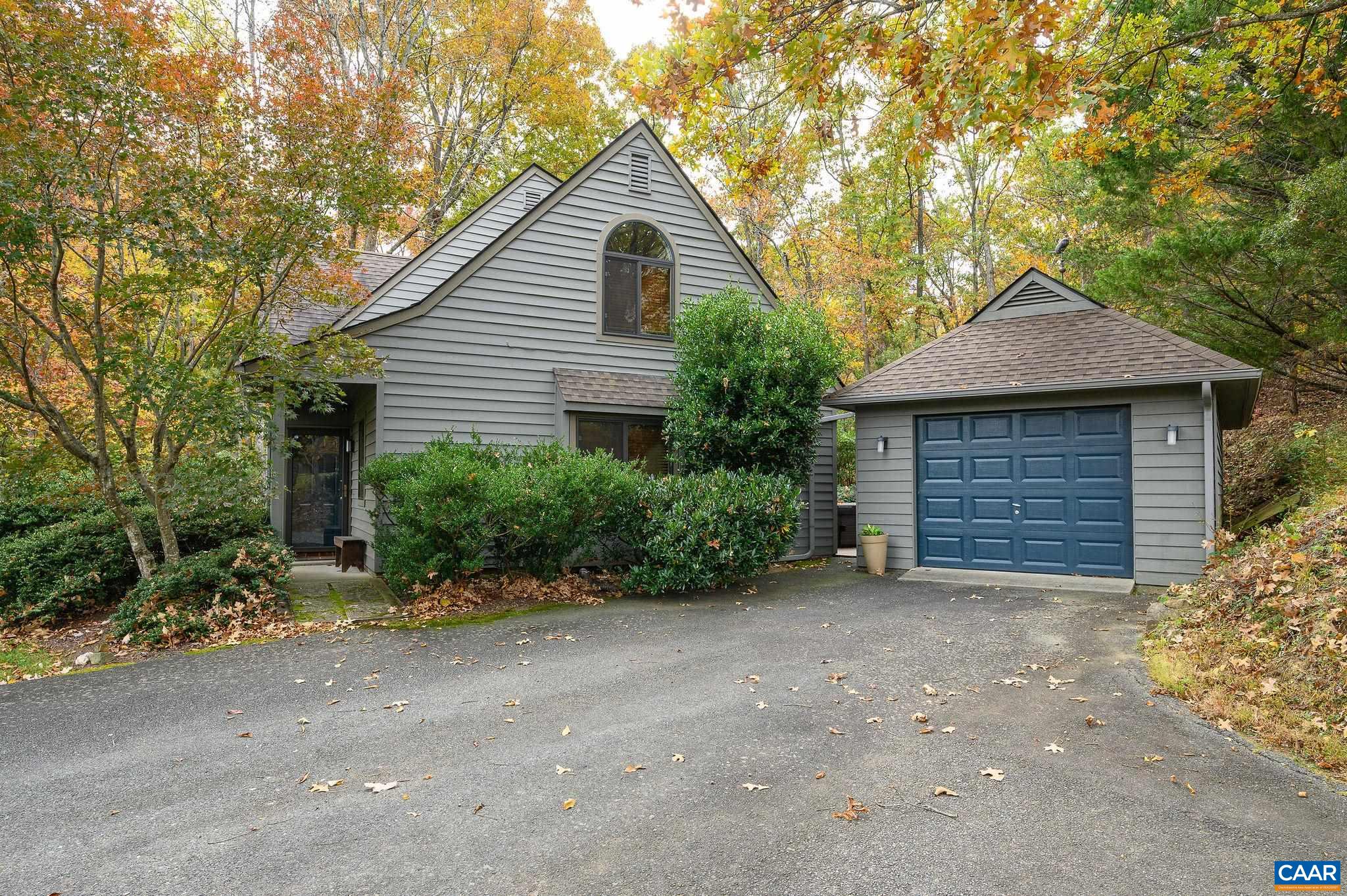 1688 STONEY CREEK DR