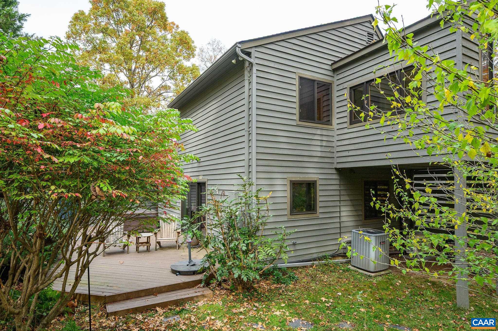 1688 STONEY CREEK DR