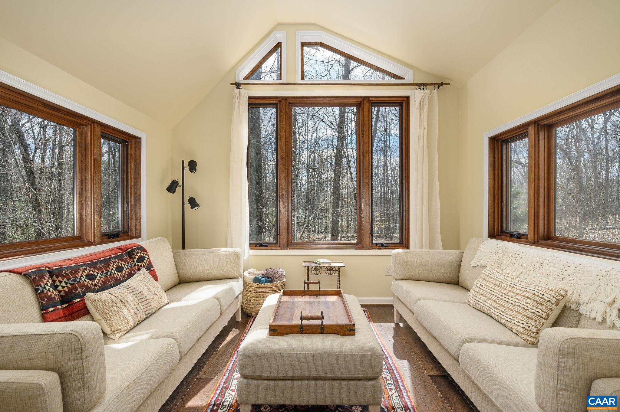 1688 STONEY CREEK DR