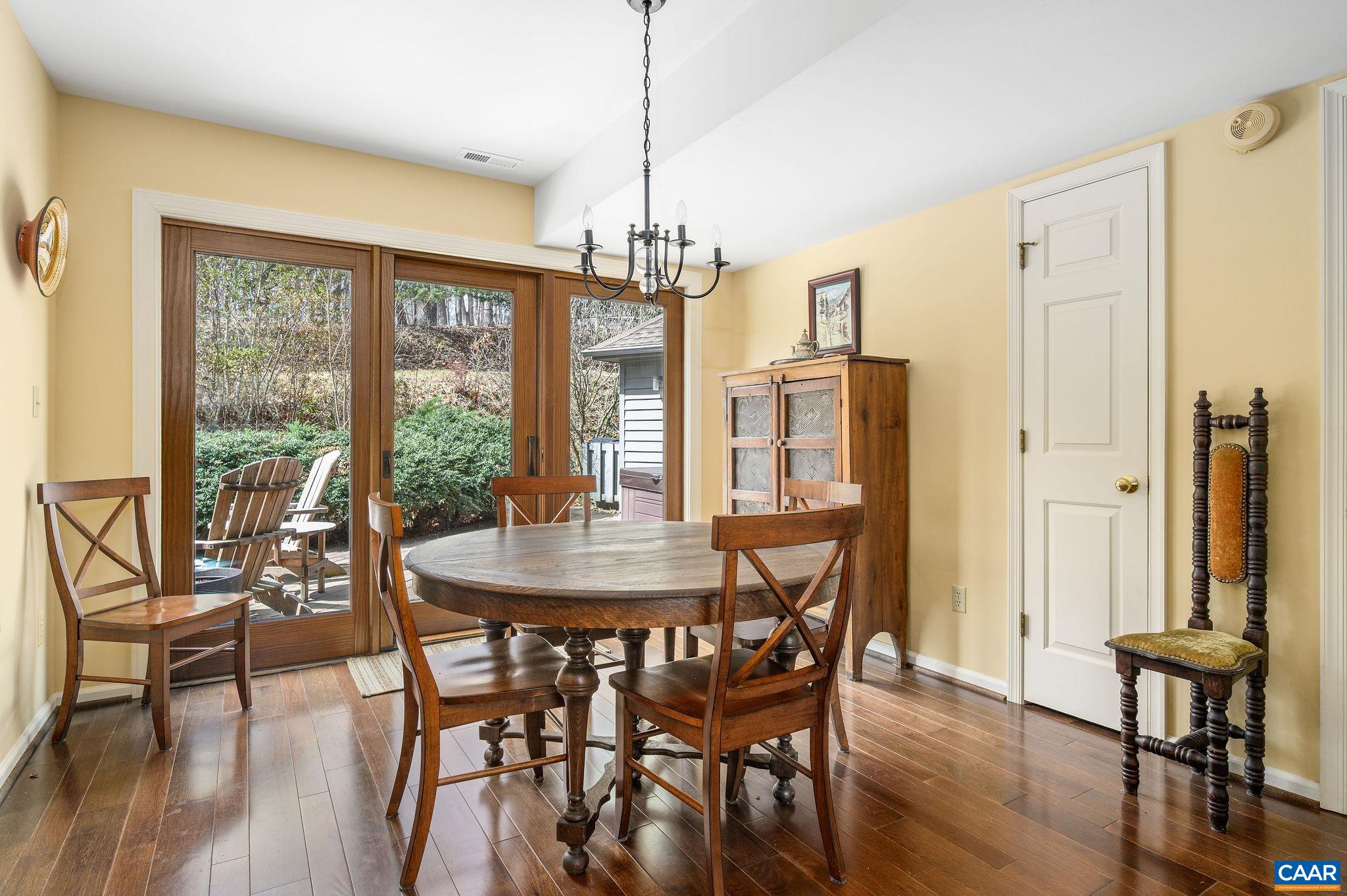 1688 STONEY CREEK DR