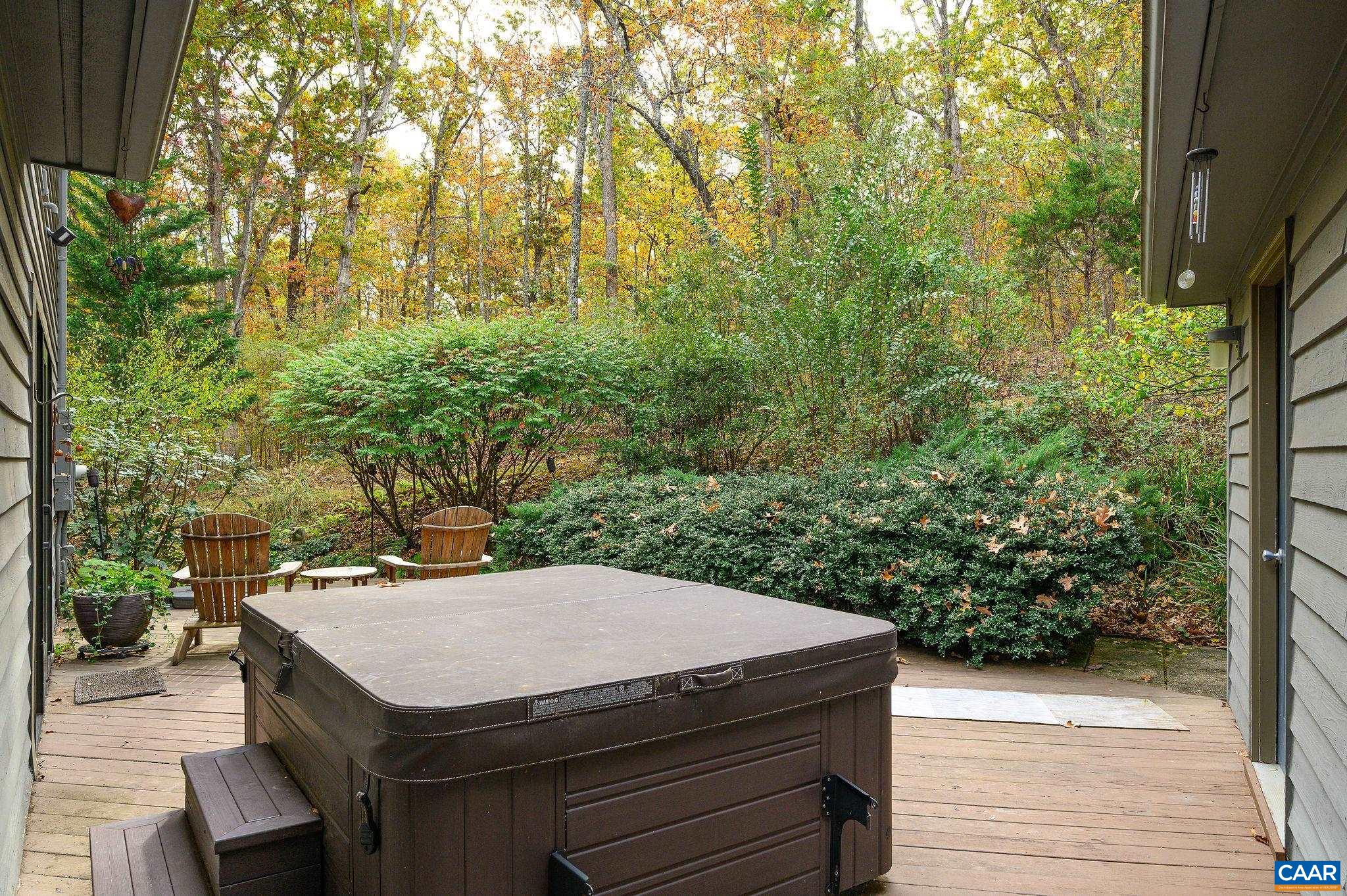 1688 STONEY CREEK DR