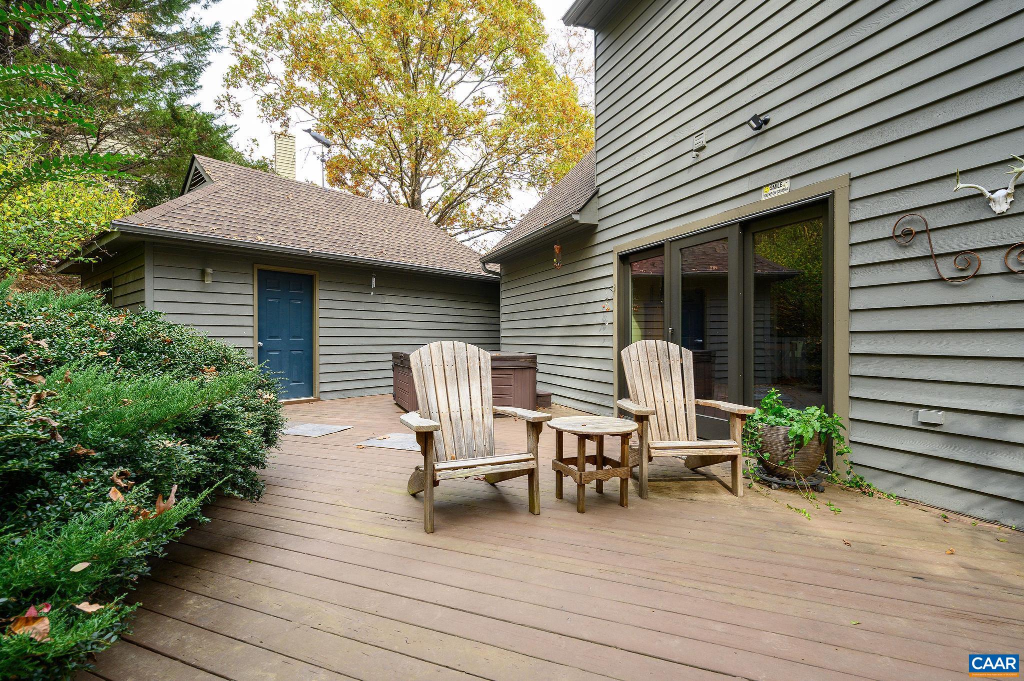 1688 STONEY CREEK DR