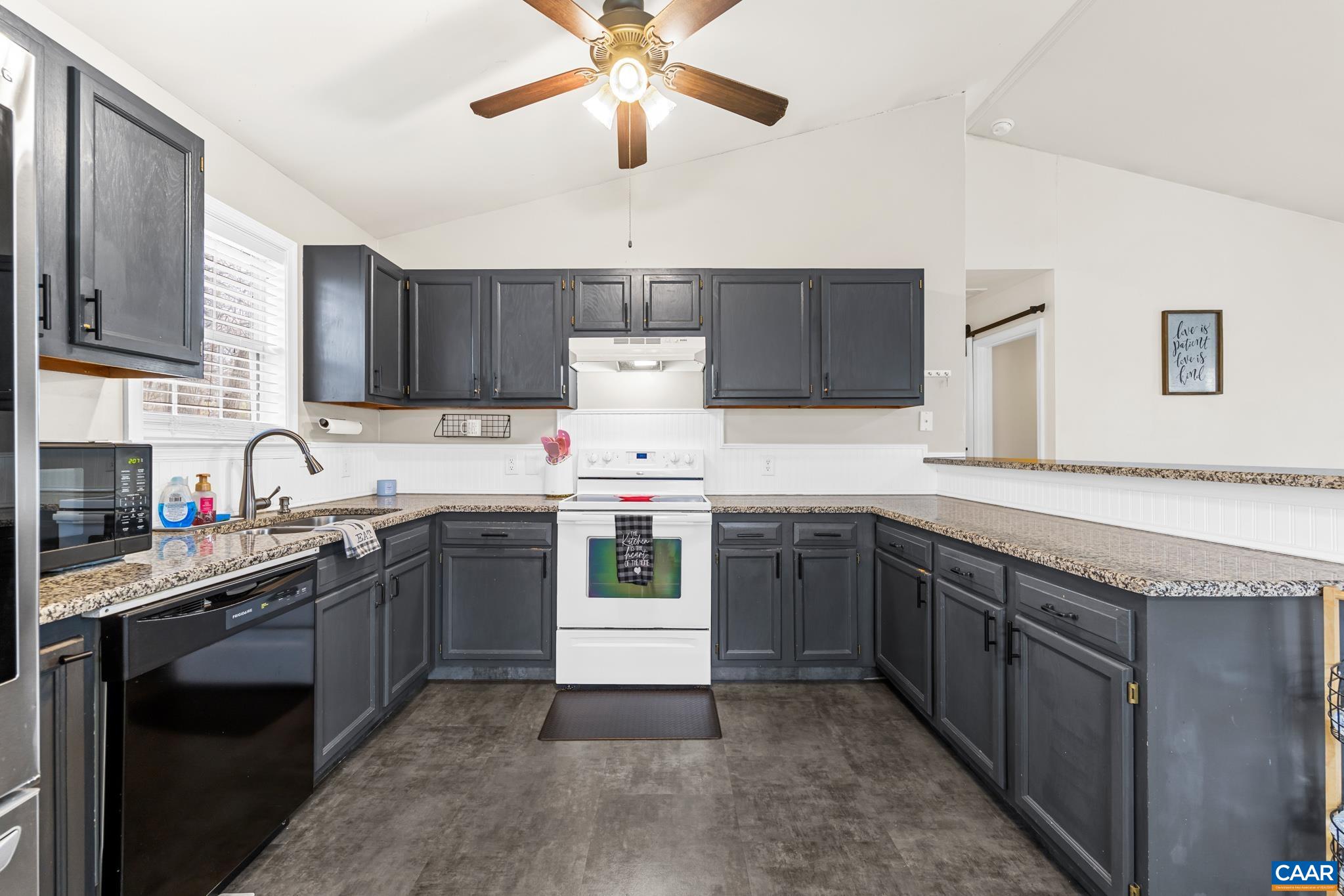 1029 WEST DAFFODIL RD