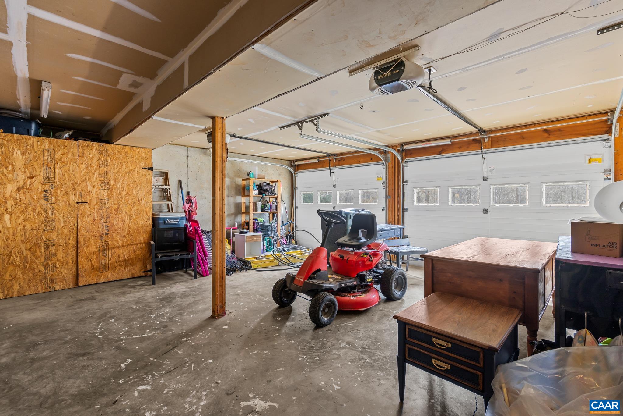 1029 WEST DAFFODIL RD