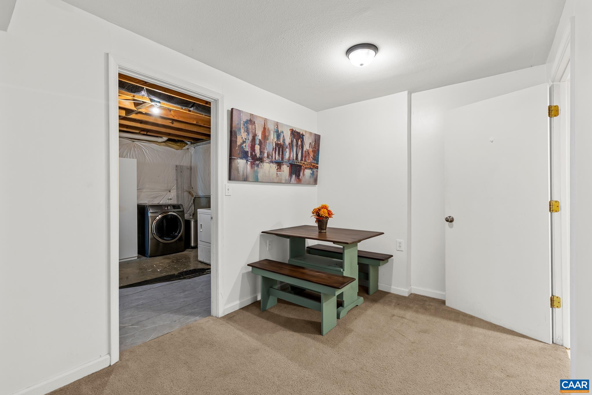 1029 WEST DAFFODIL RD