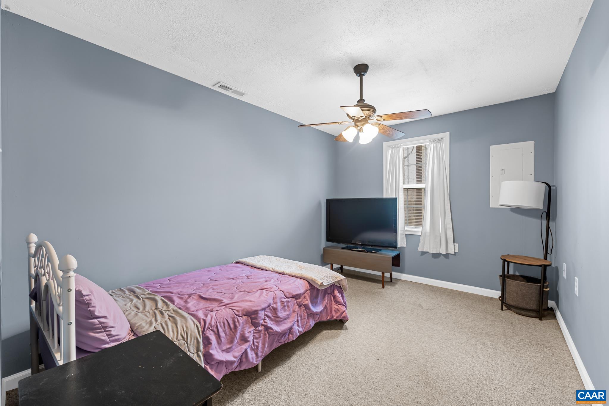 1029 WEST DAFFODIL RD