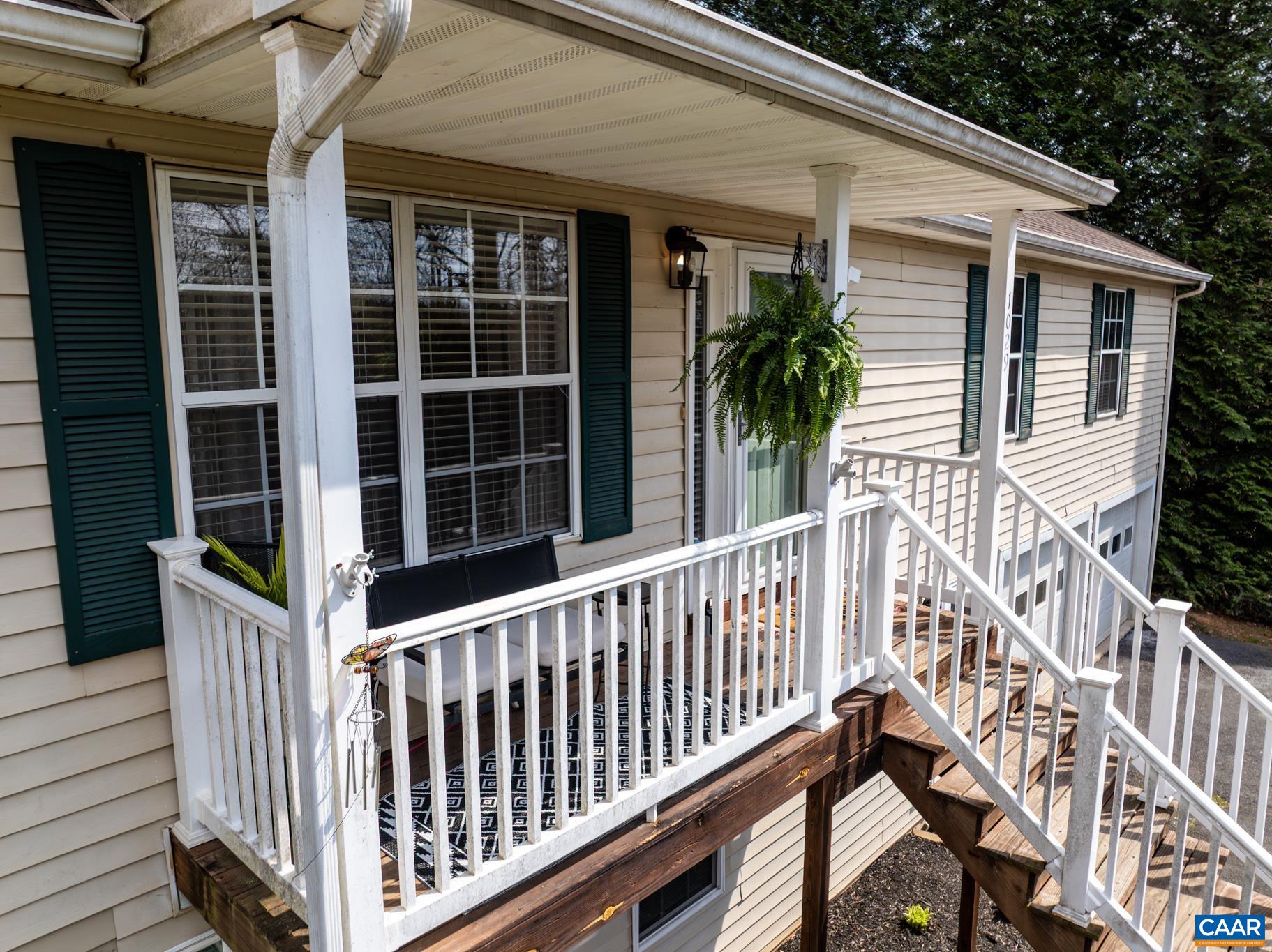 1029 WEST DAFFODIL RD