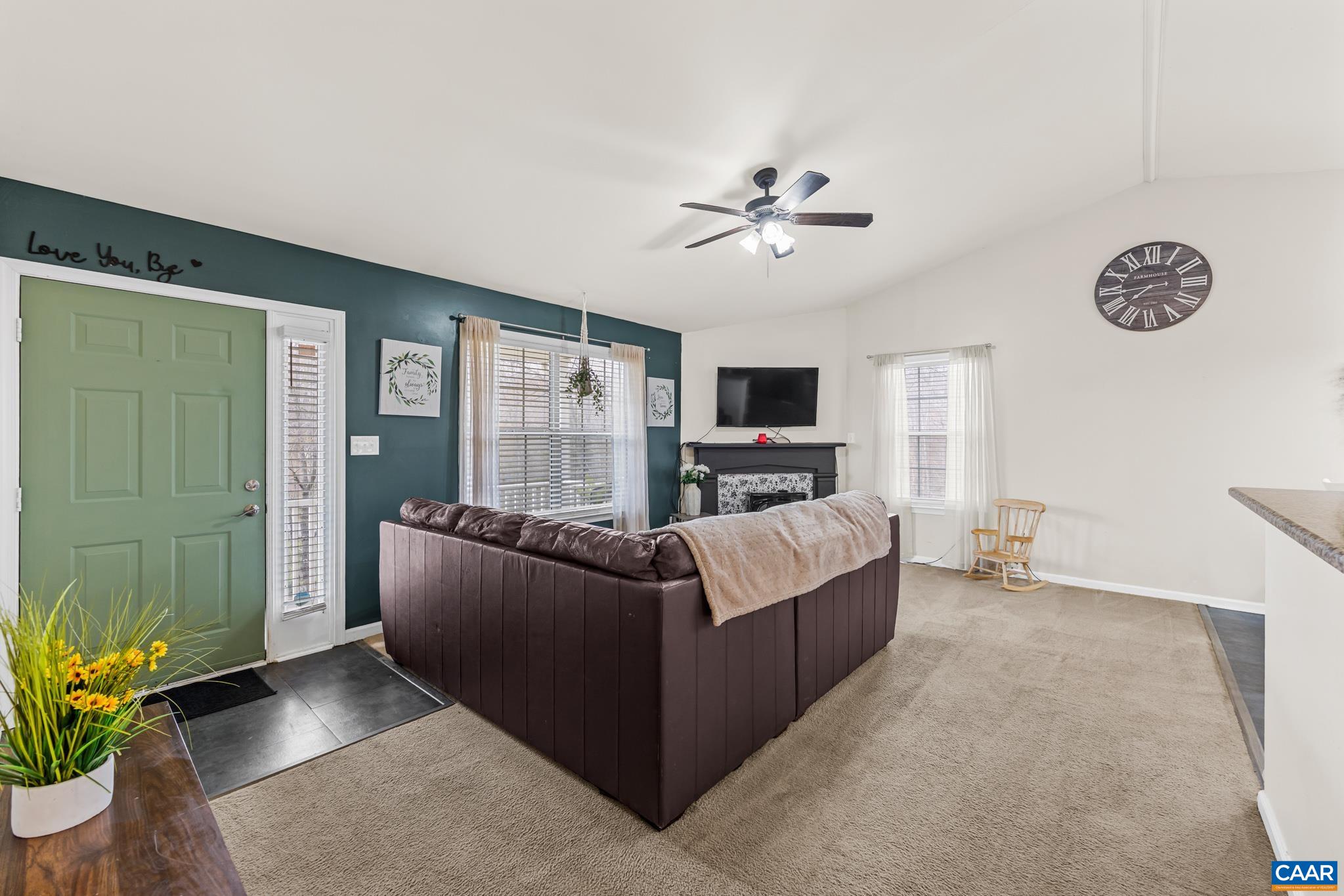 1029 WEST DAFFODIL RD