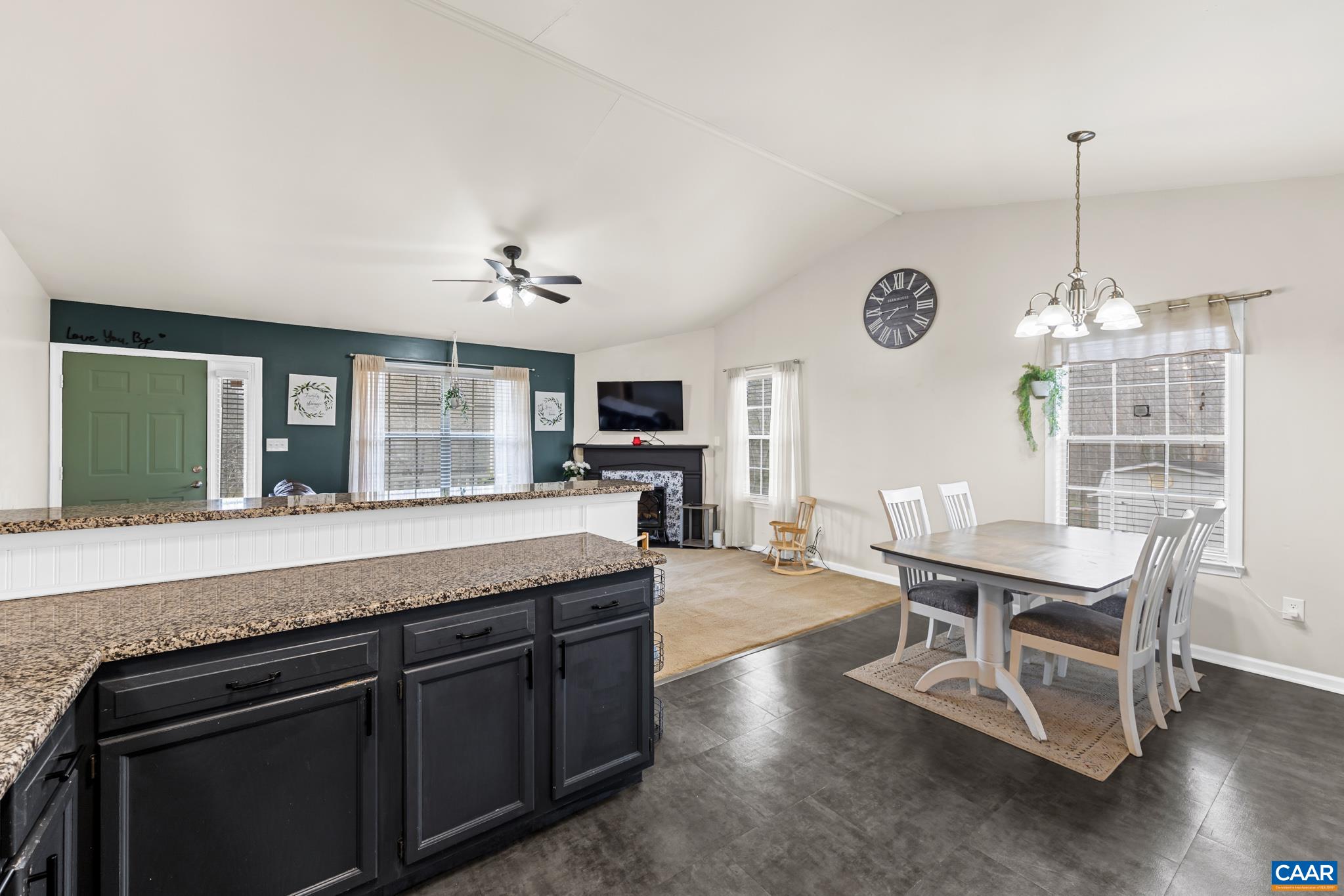 1029 WEST DAFFODIL RD