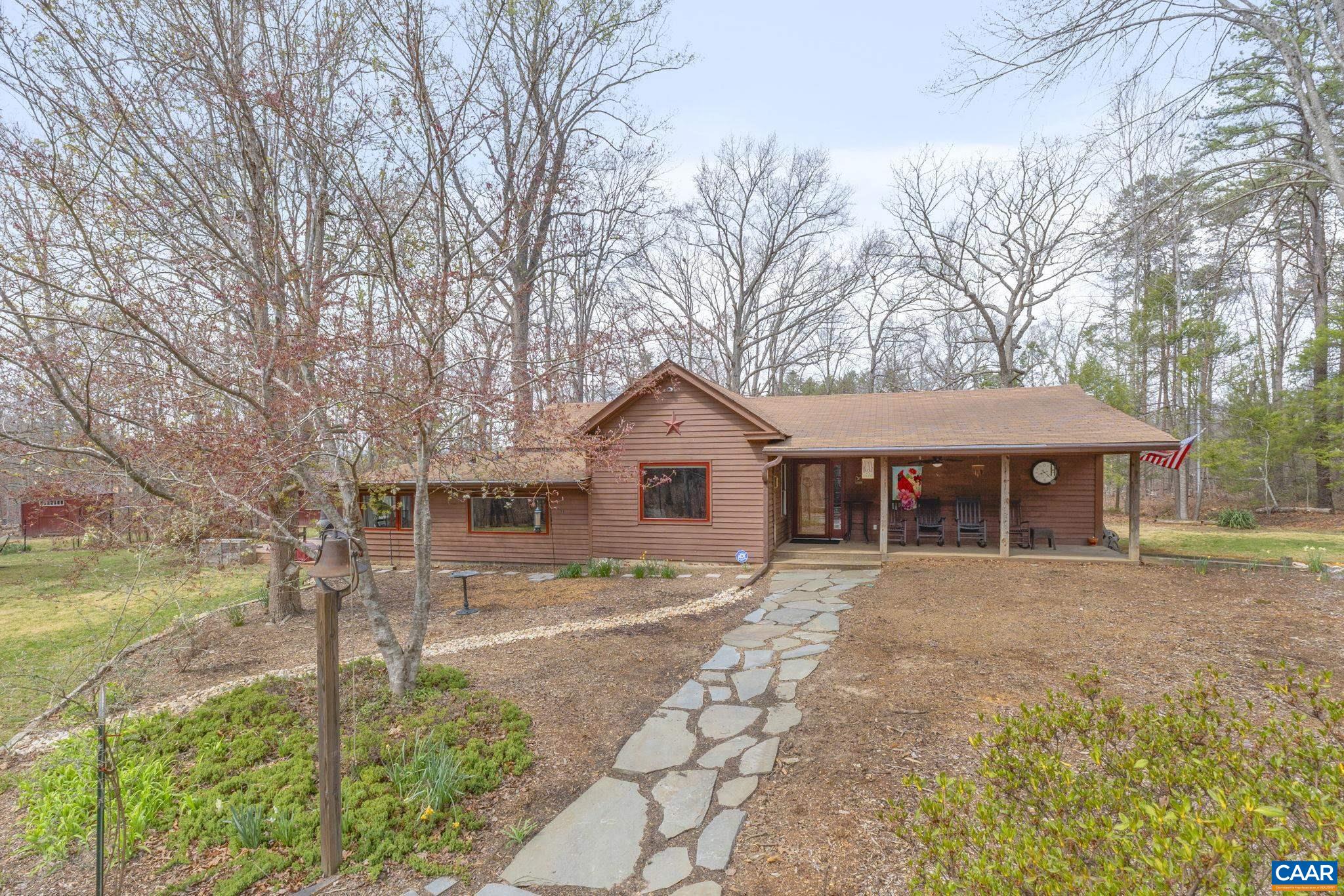 3205 POLECAT CREEK LN