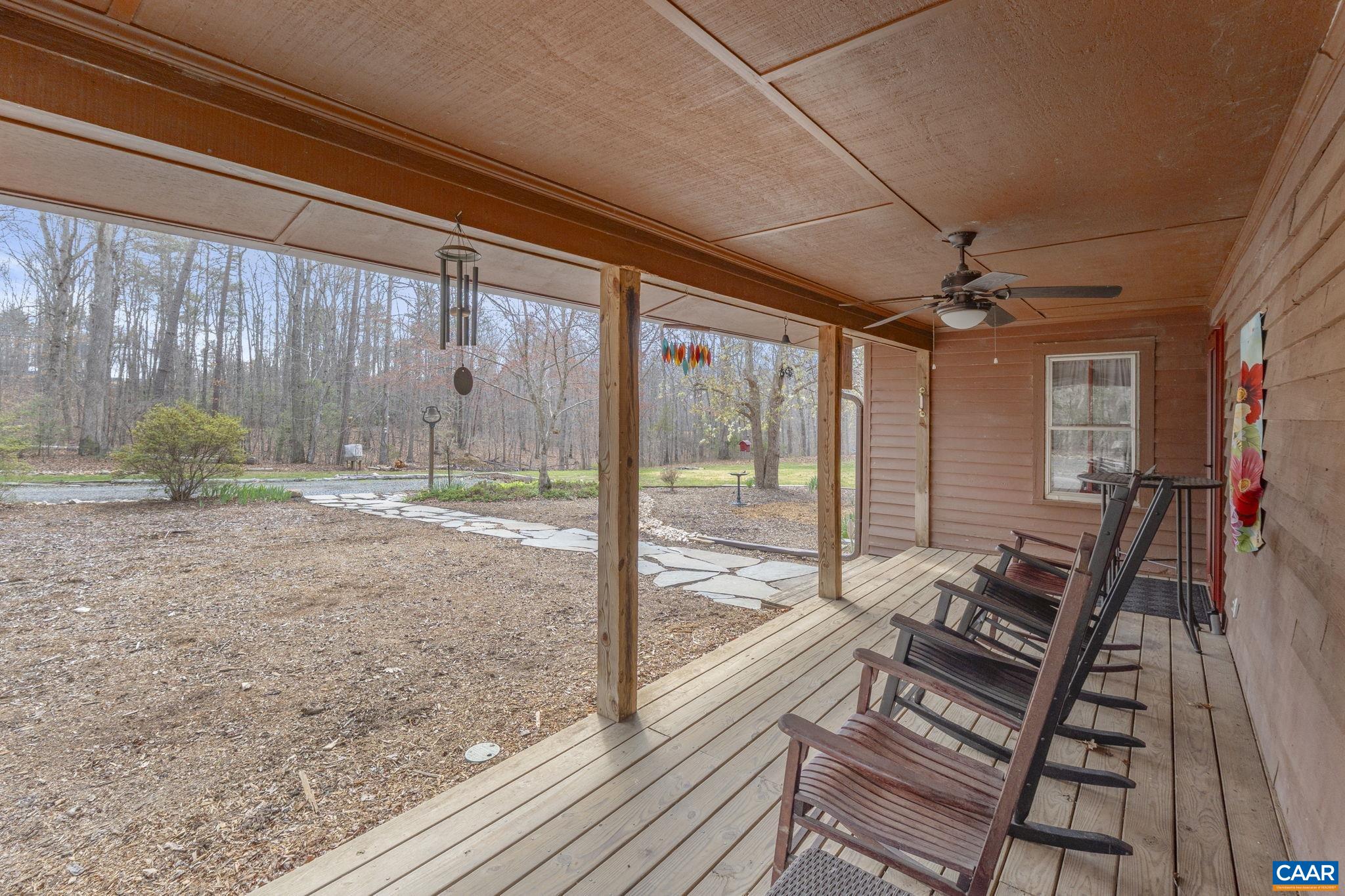 3205 POLECAT CREEK LN