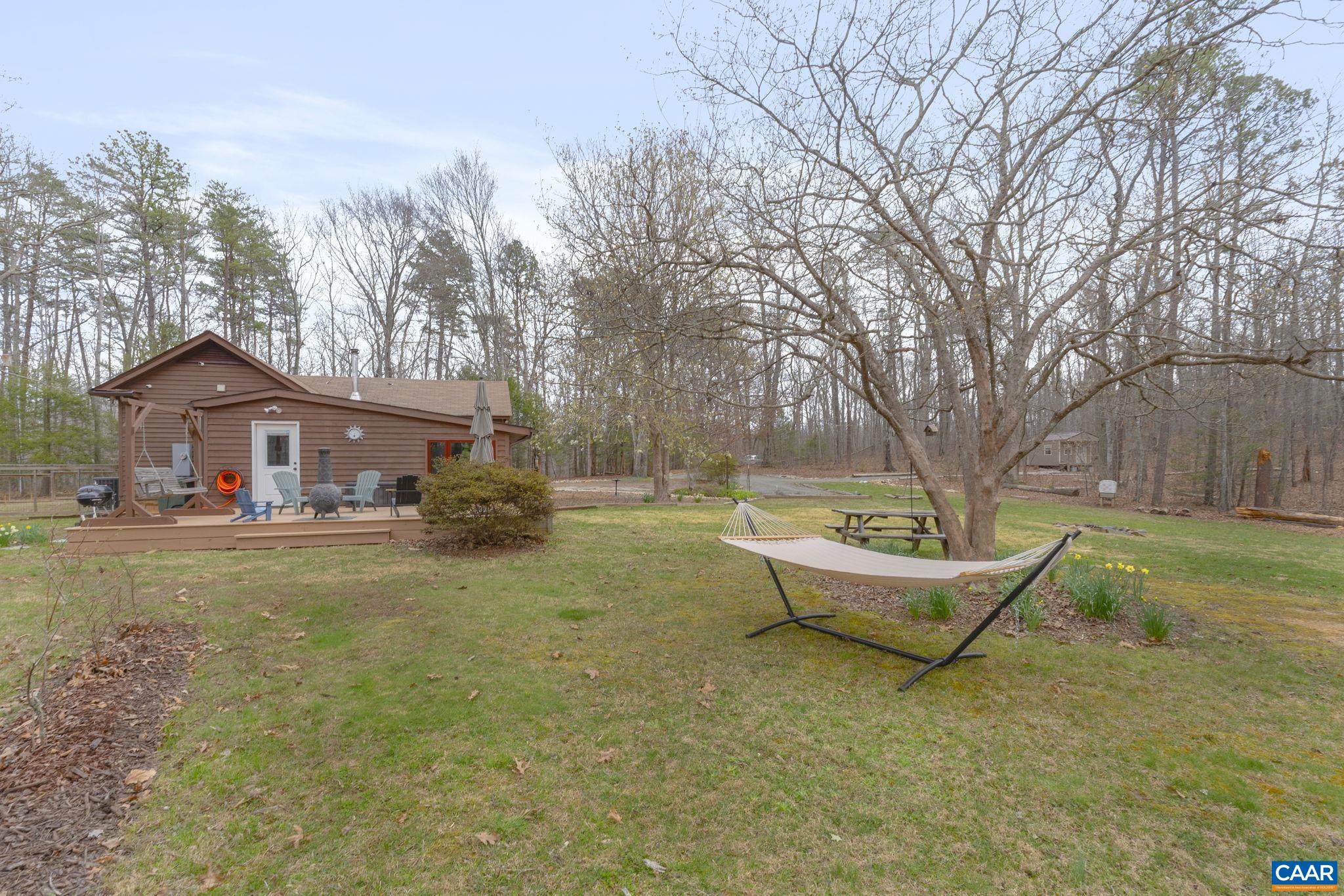 3205 POLECAT CREEK LN