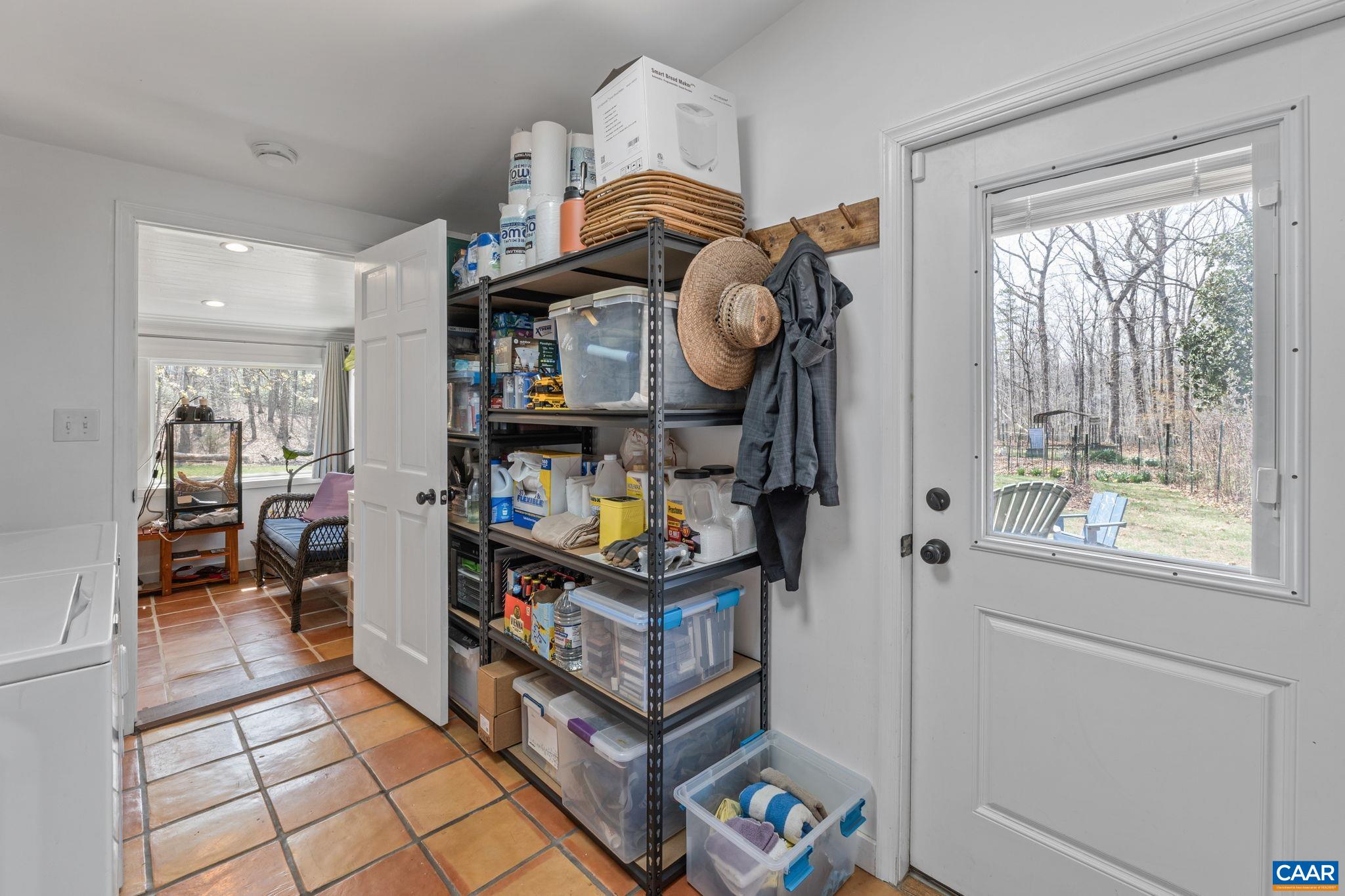 3205 POLECAT CREEK LN