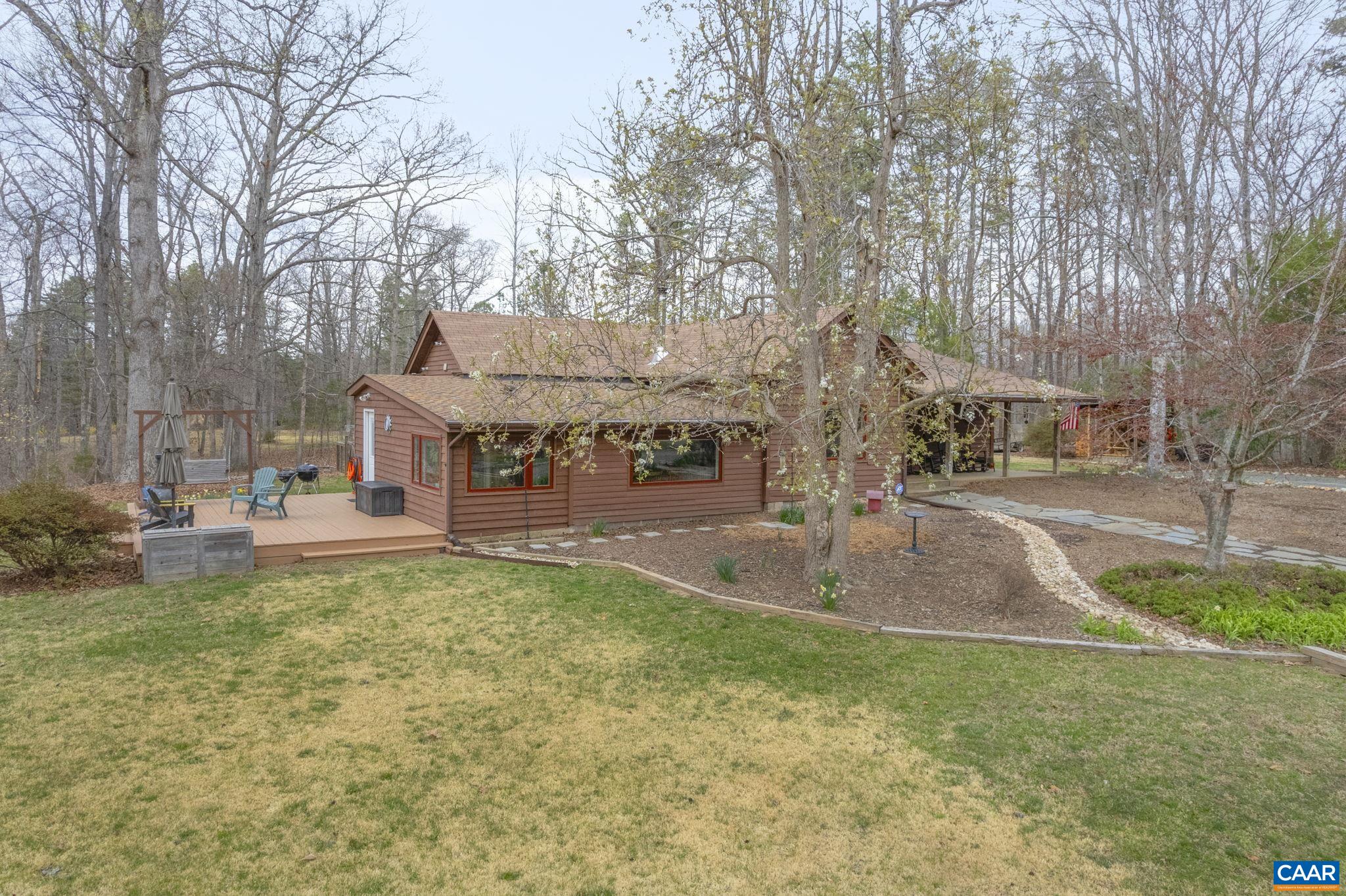 3205 POLECAT CREEK LN