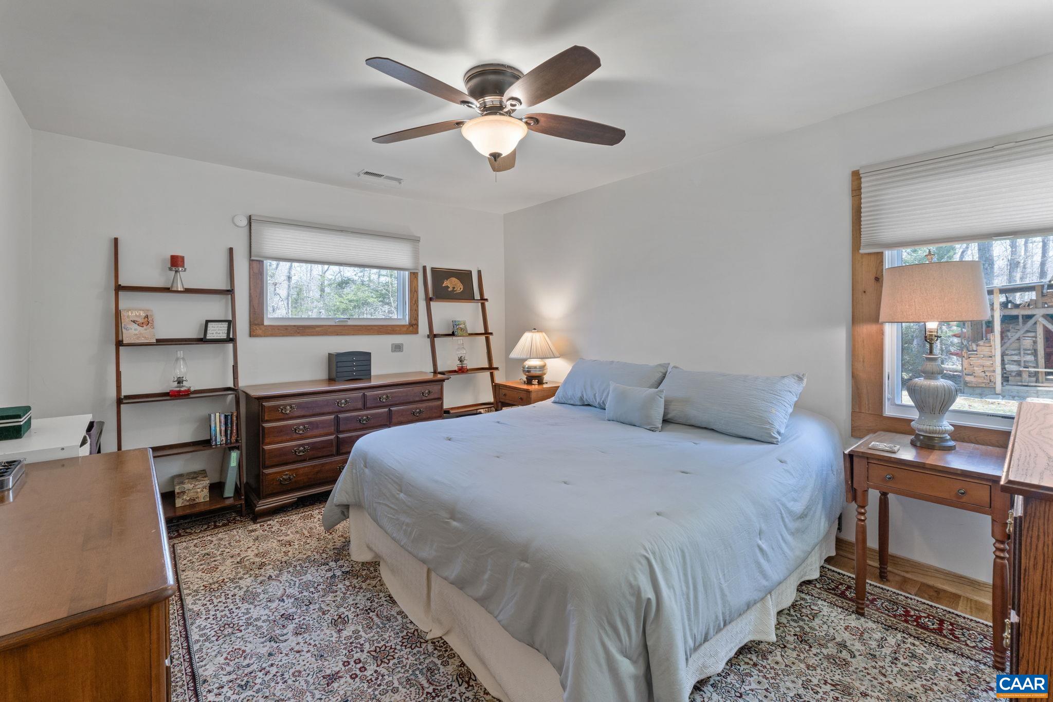 3205 POLECAT CREEK LN