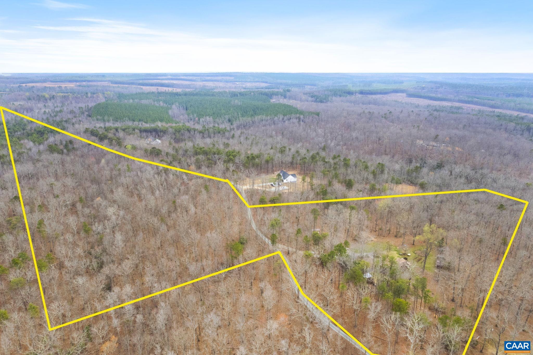 3205 POLECAT CREEK LN