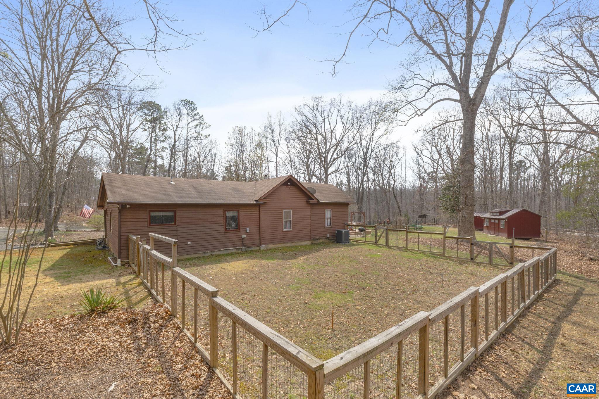 3205 POLECAT CREEK LN