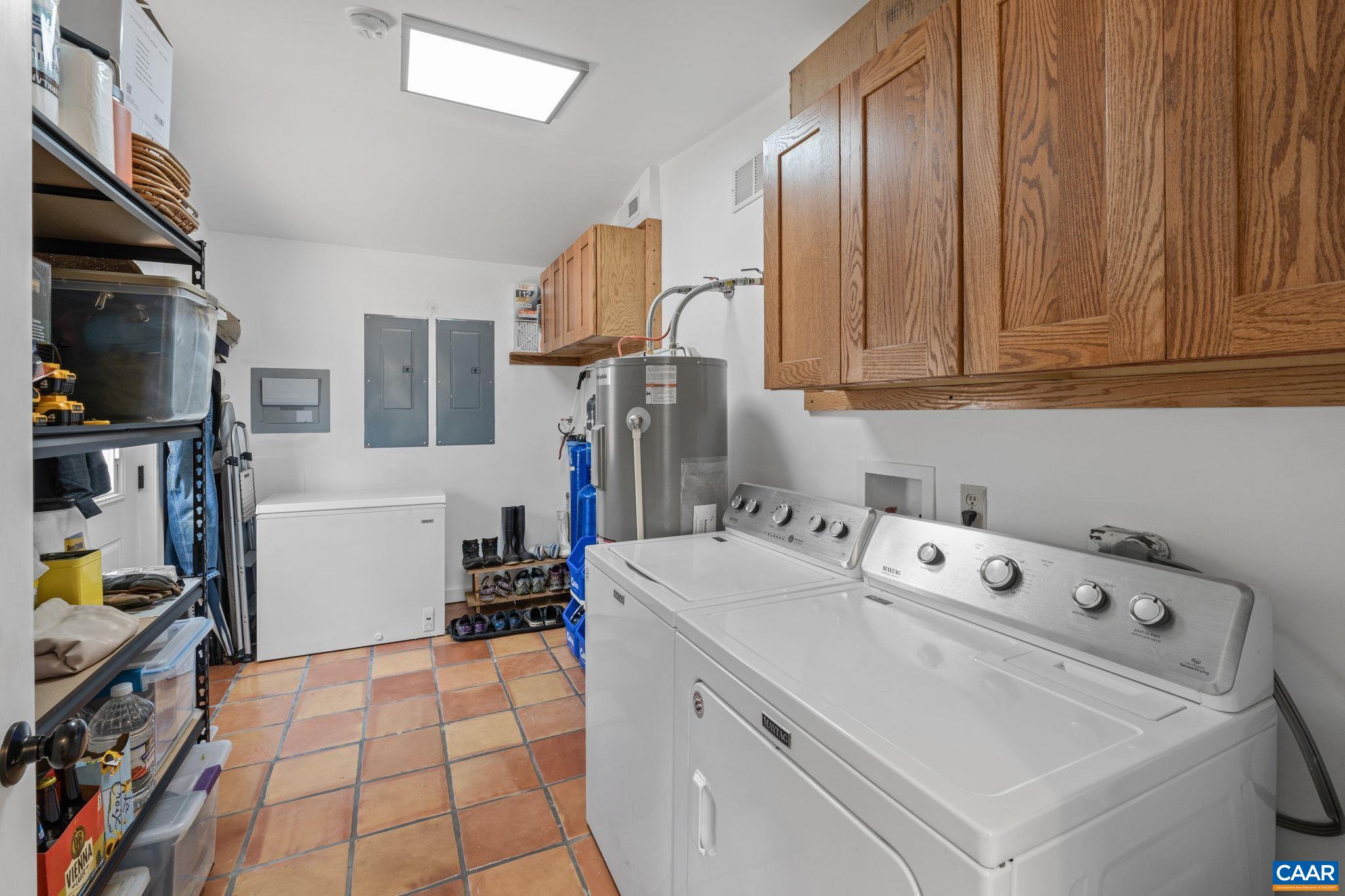 3205 POLECAT CREEK LN