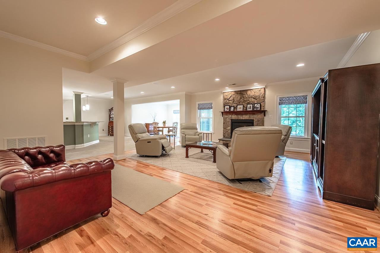 2084 PIPER WAY