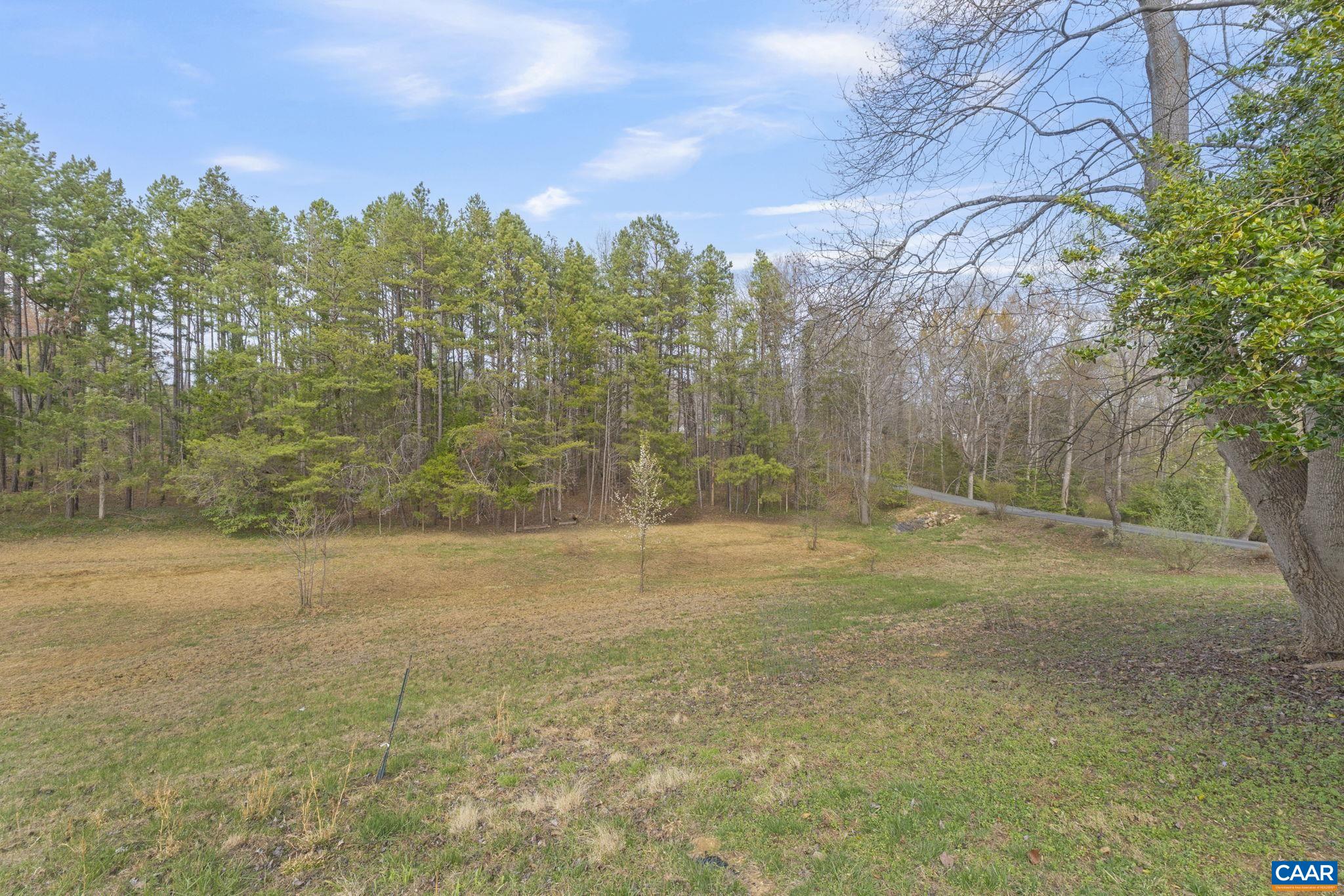 4941/4939 RICHMOND RD