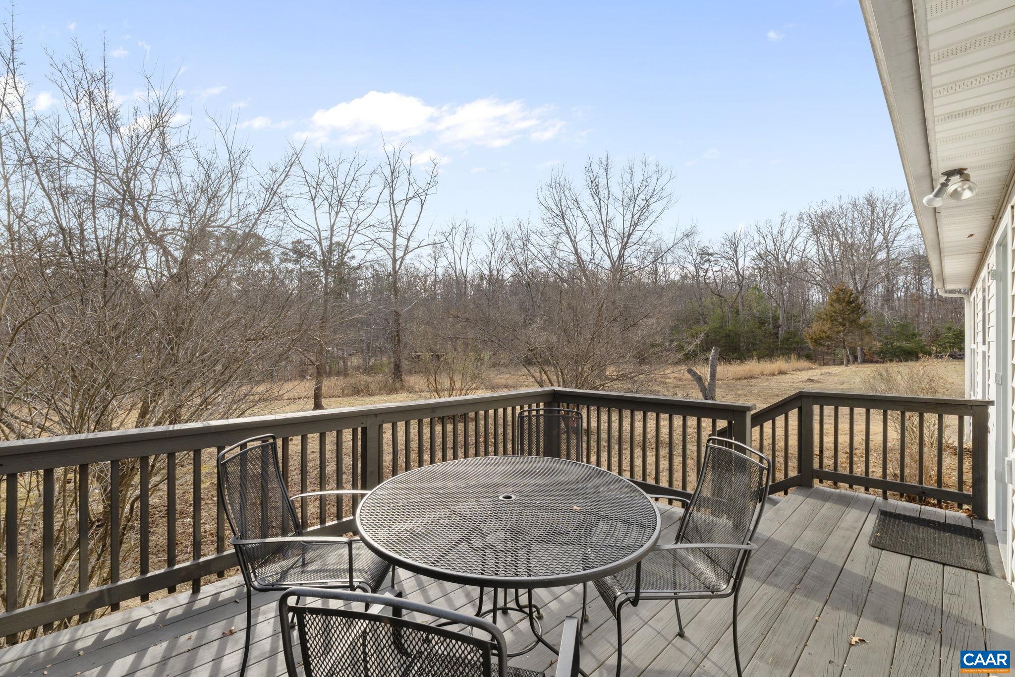 4941/4939 RICHMOND RD