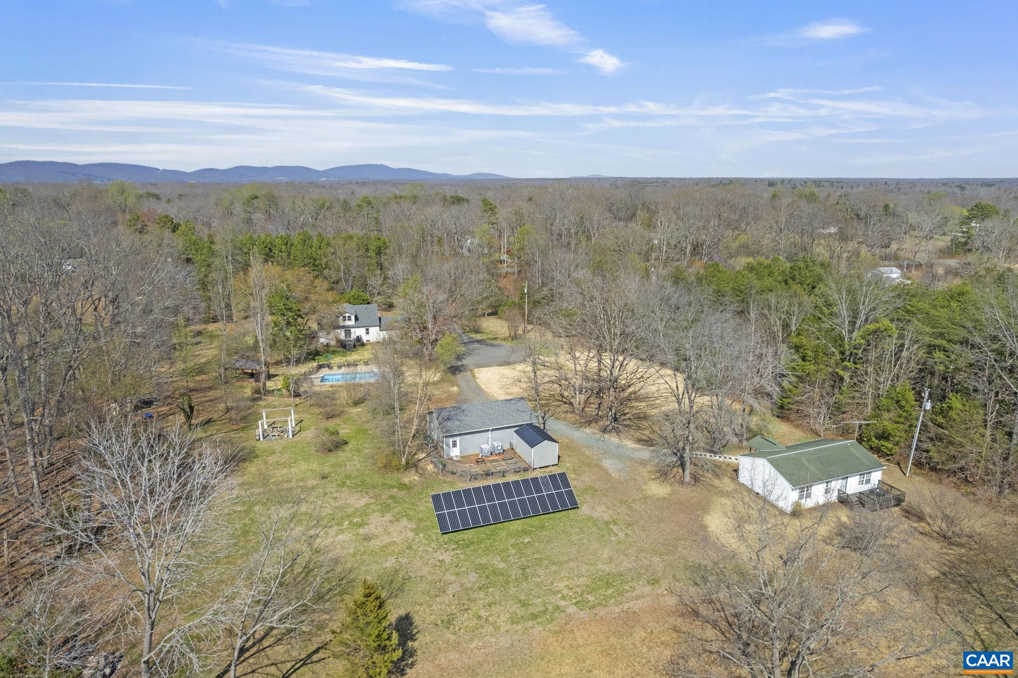 4941/4939 RICHMOND RD