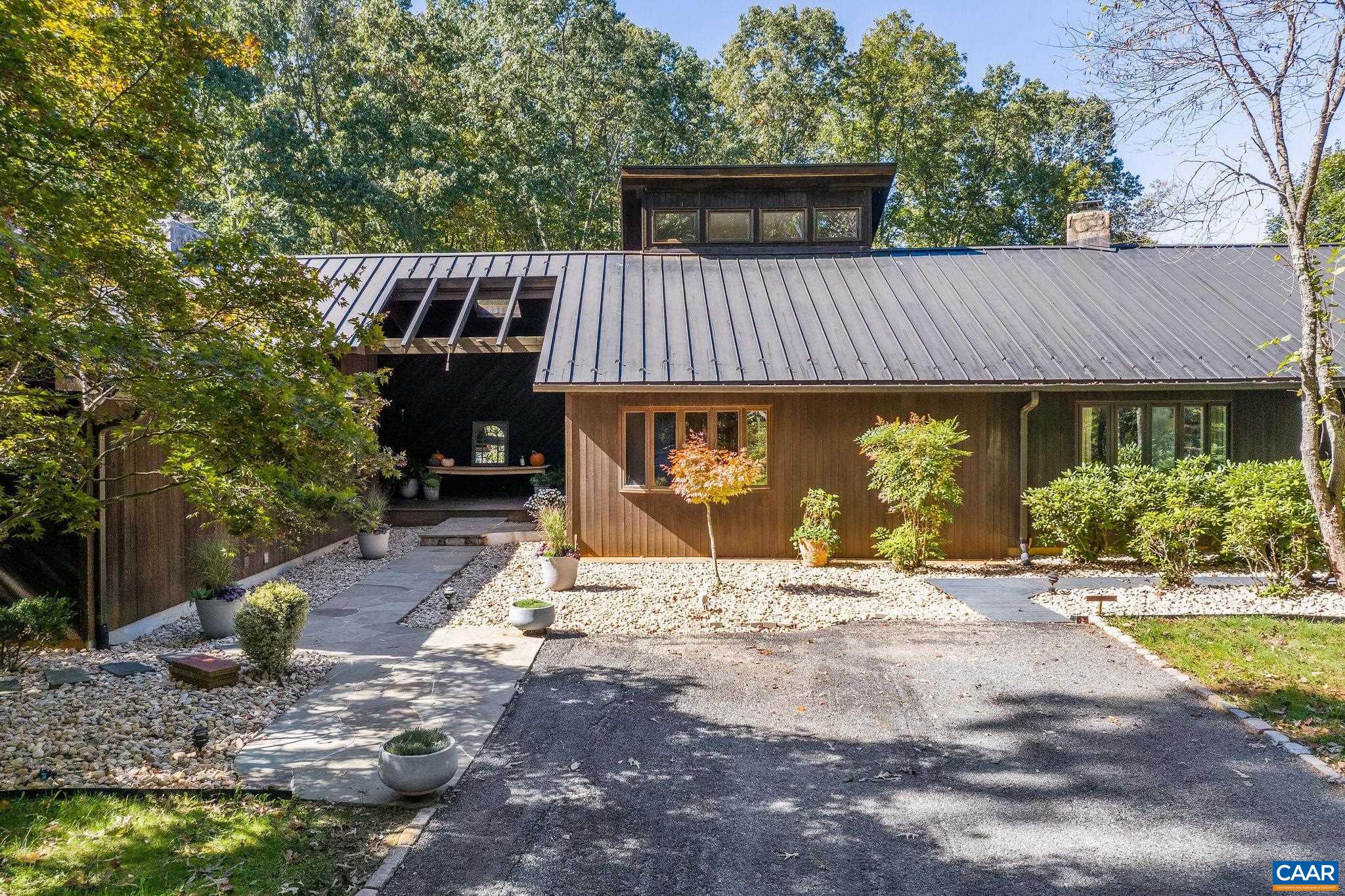 340 GRASSMERE RD