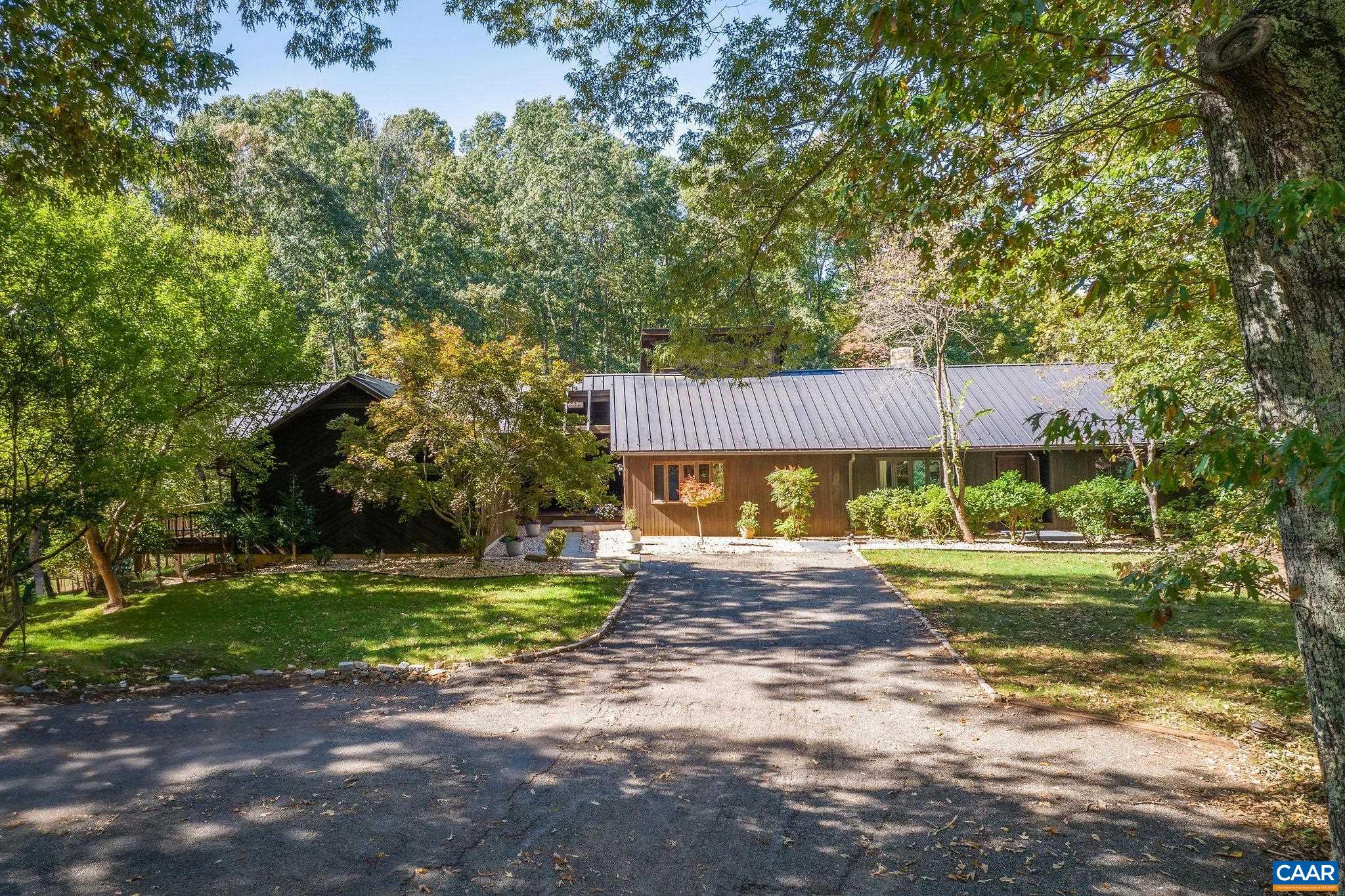 340 GRASSMERE RD