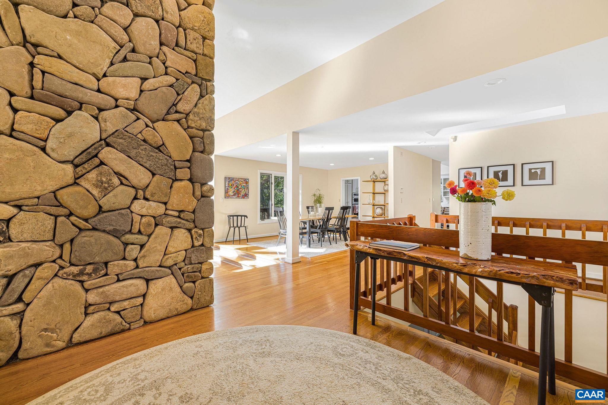 340 GRASSMERE RD