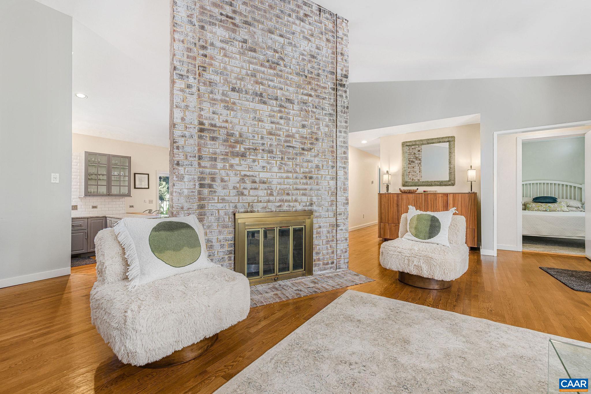 340 GRASSMERE RD