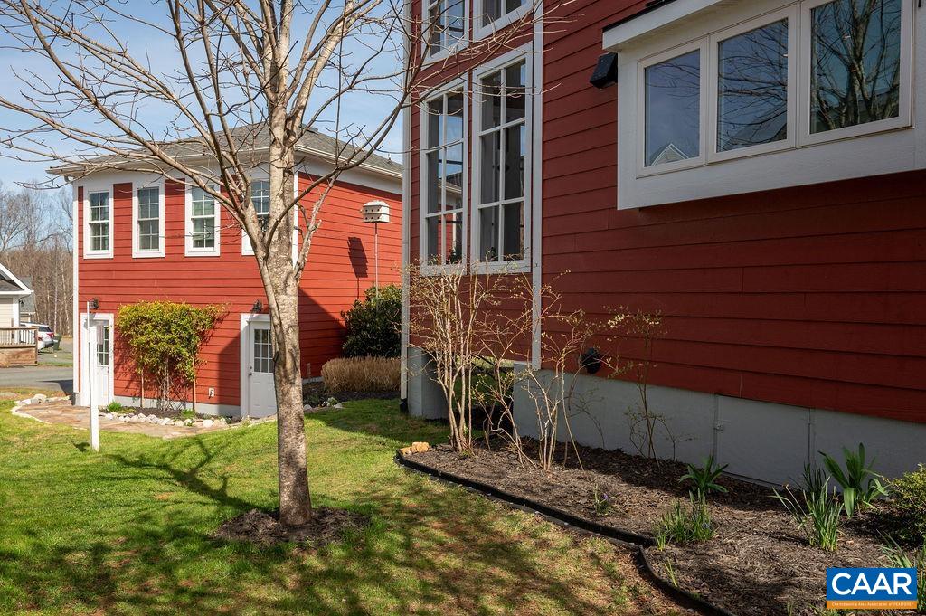 845 BELVEDERE BLVD