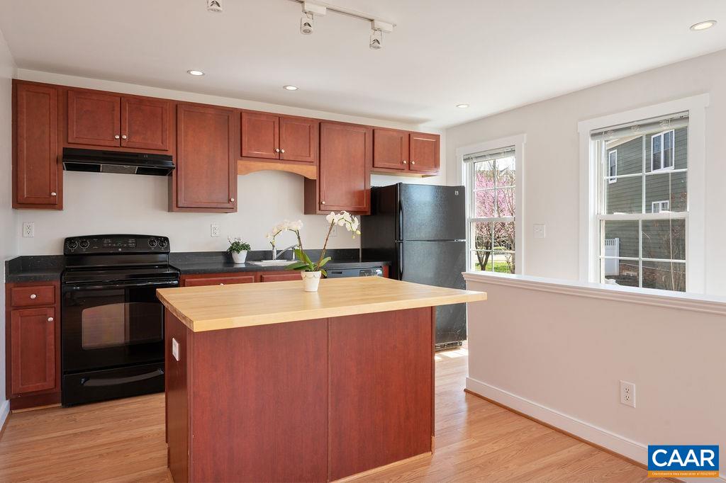845 BELVEDERE BLVD