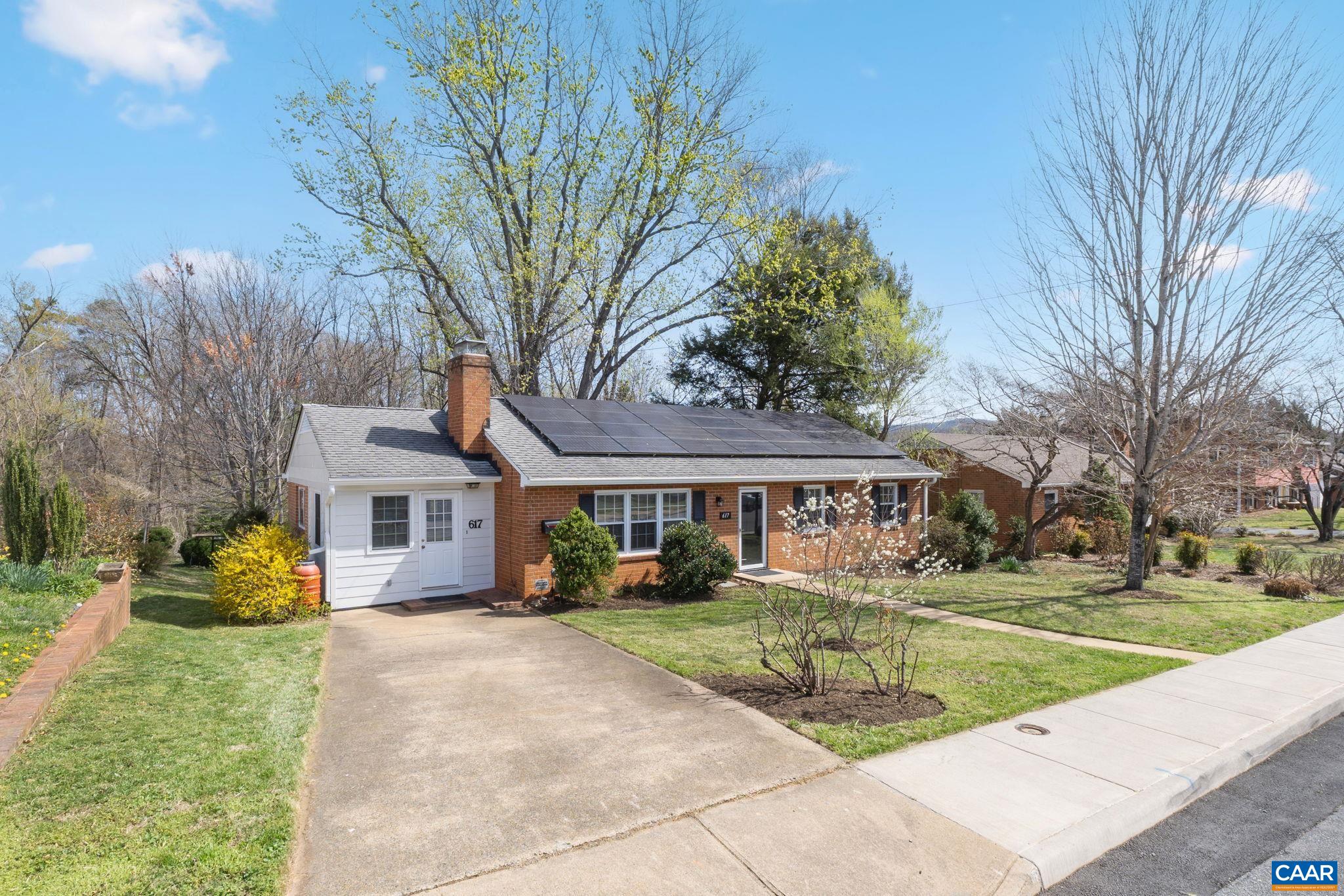 617 DAVIS AVE