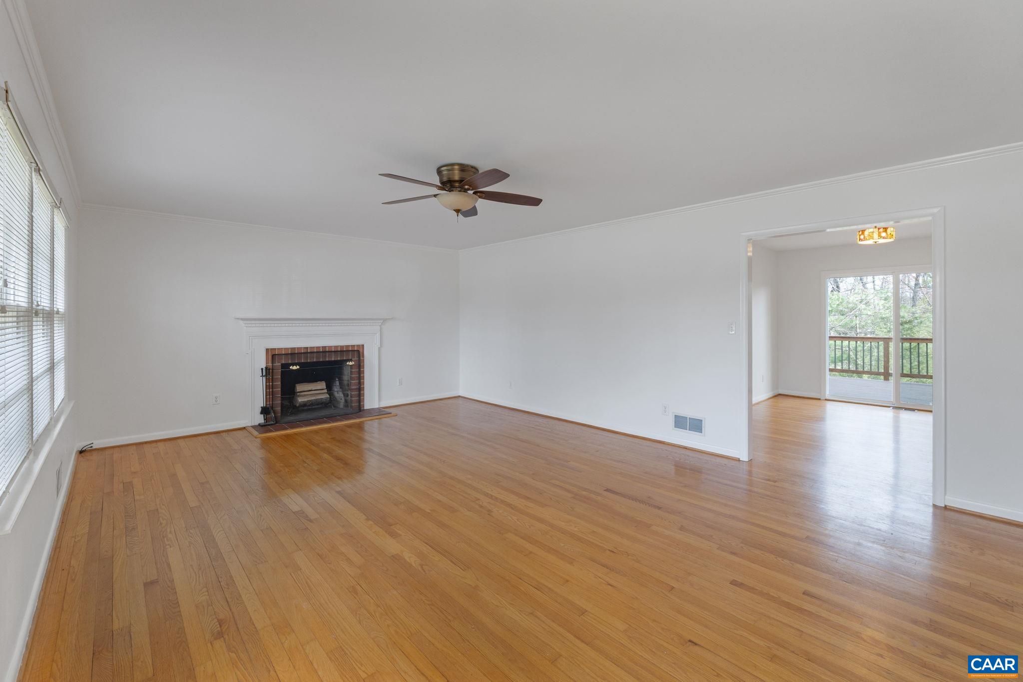 617 DAVIS AVE