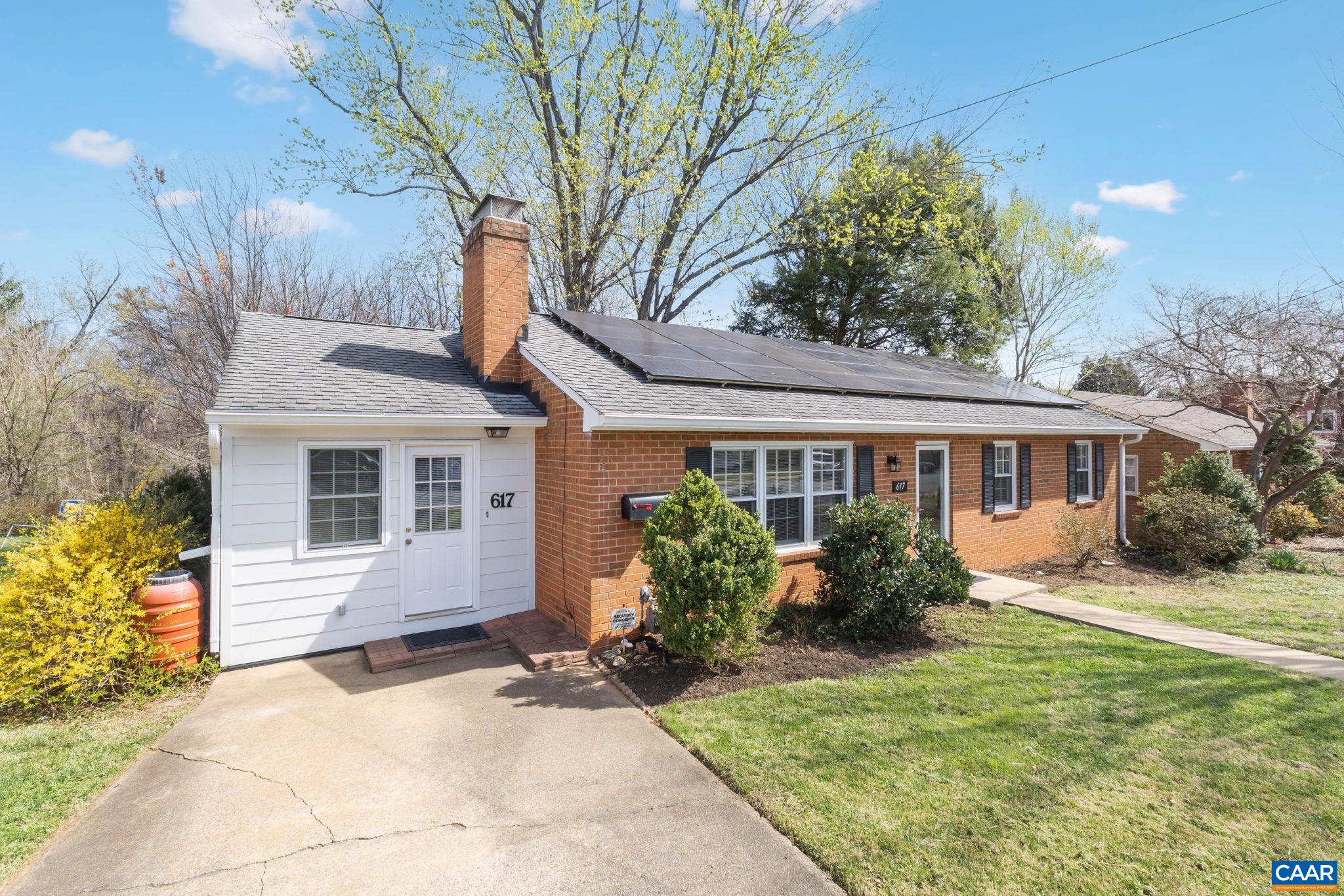 617 DAVIS AVE