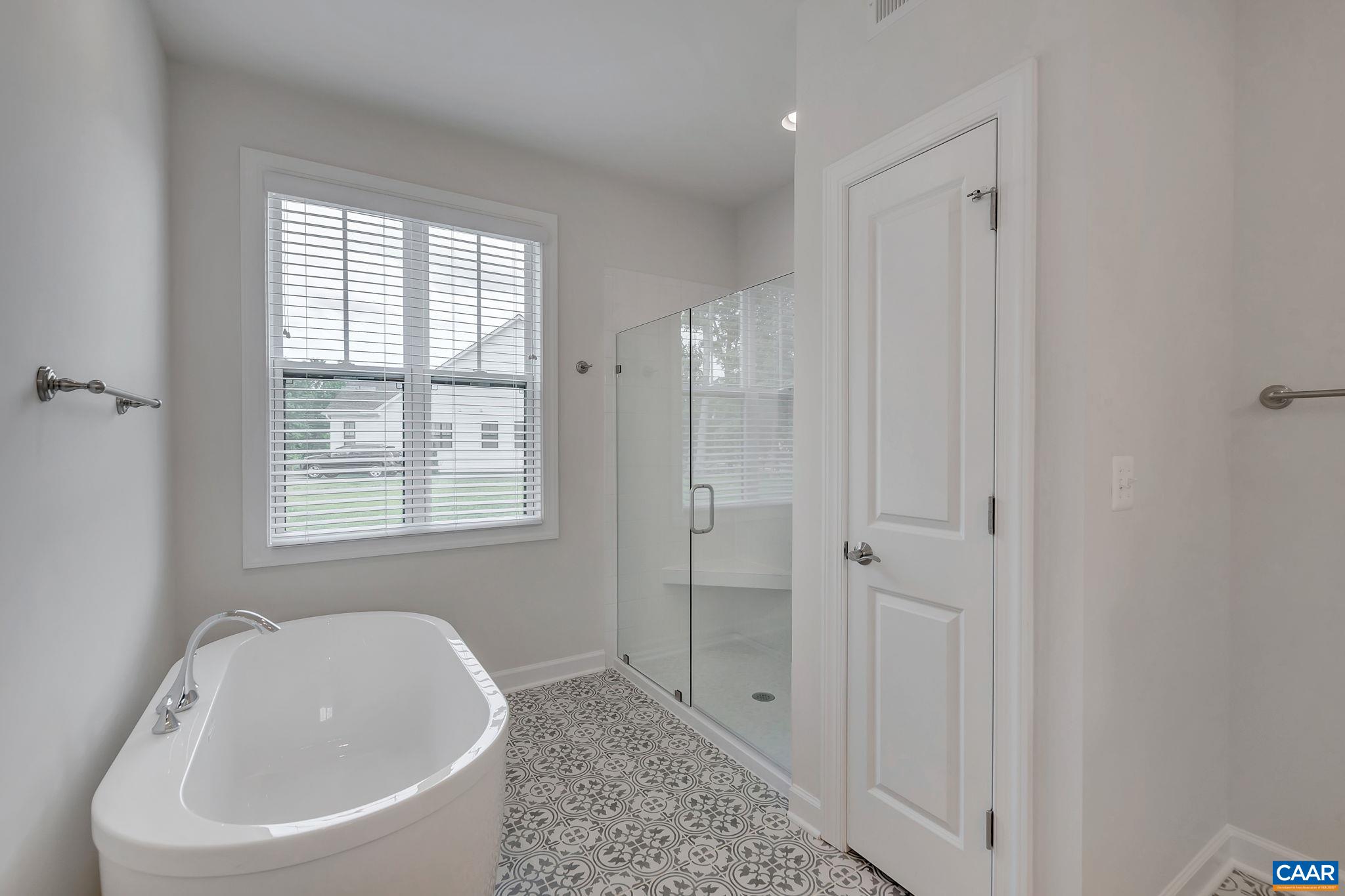 34 WHISPERWOOD CT