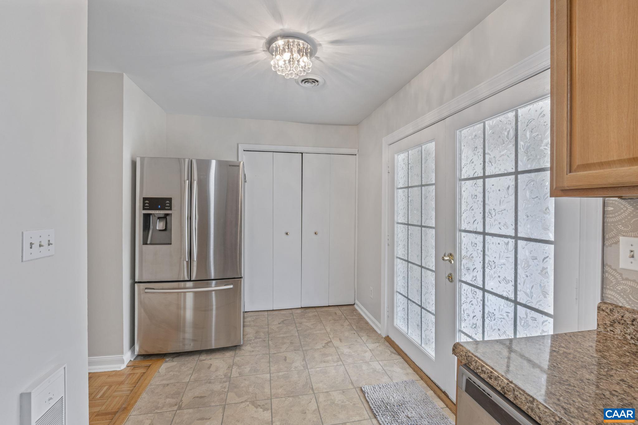 807 WATSON AVE