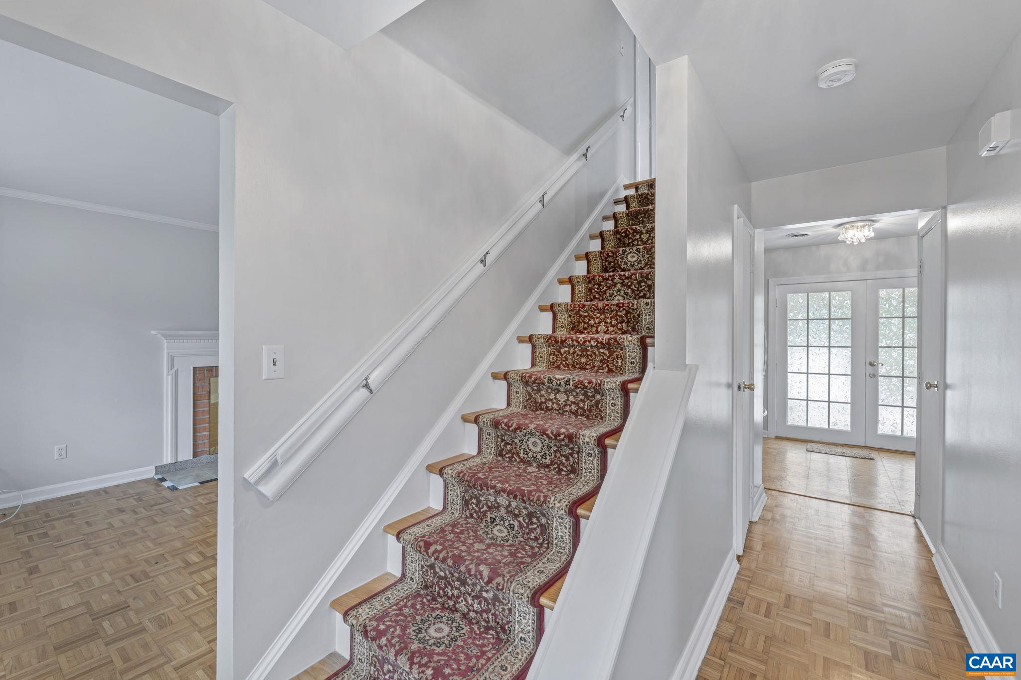 807 WATSON AVE