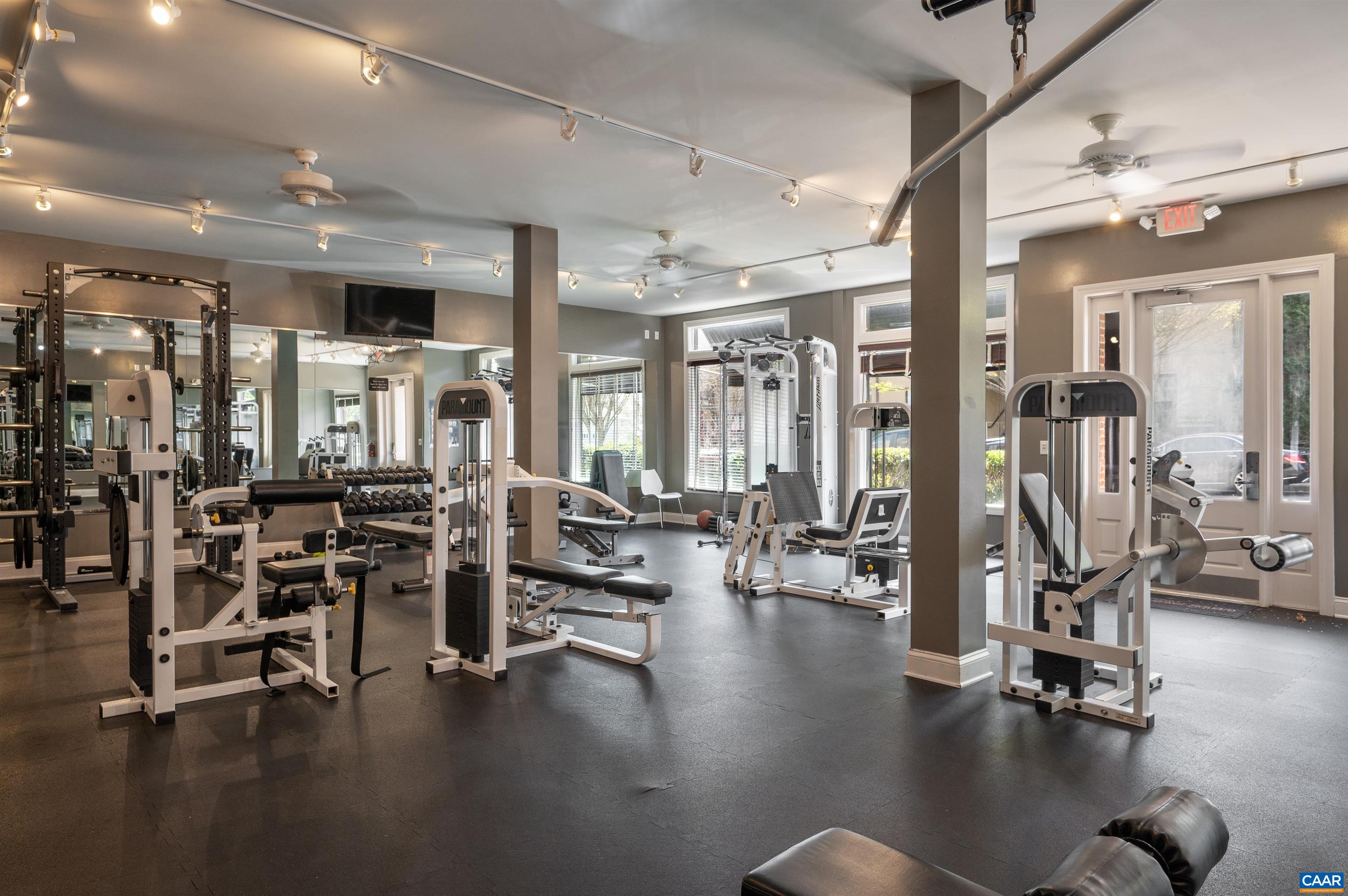 735 WALKER SQ Unit: 2A