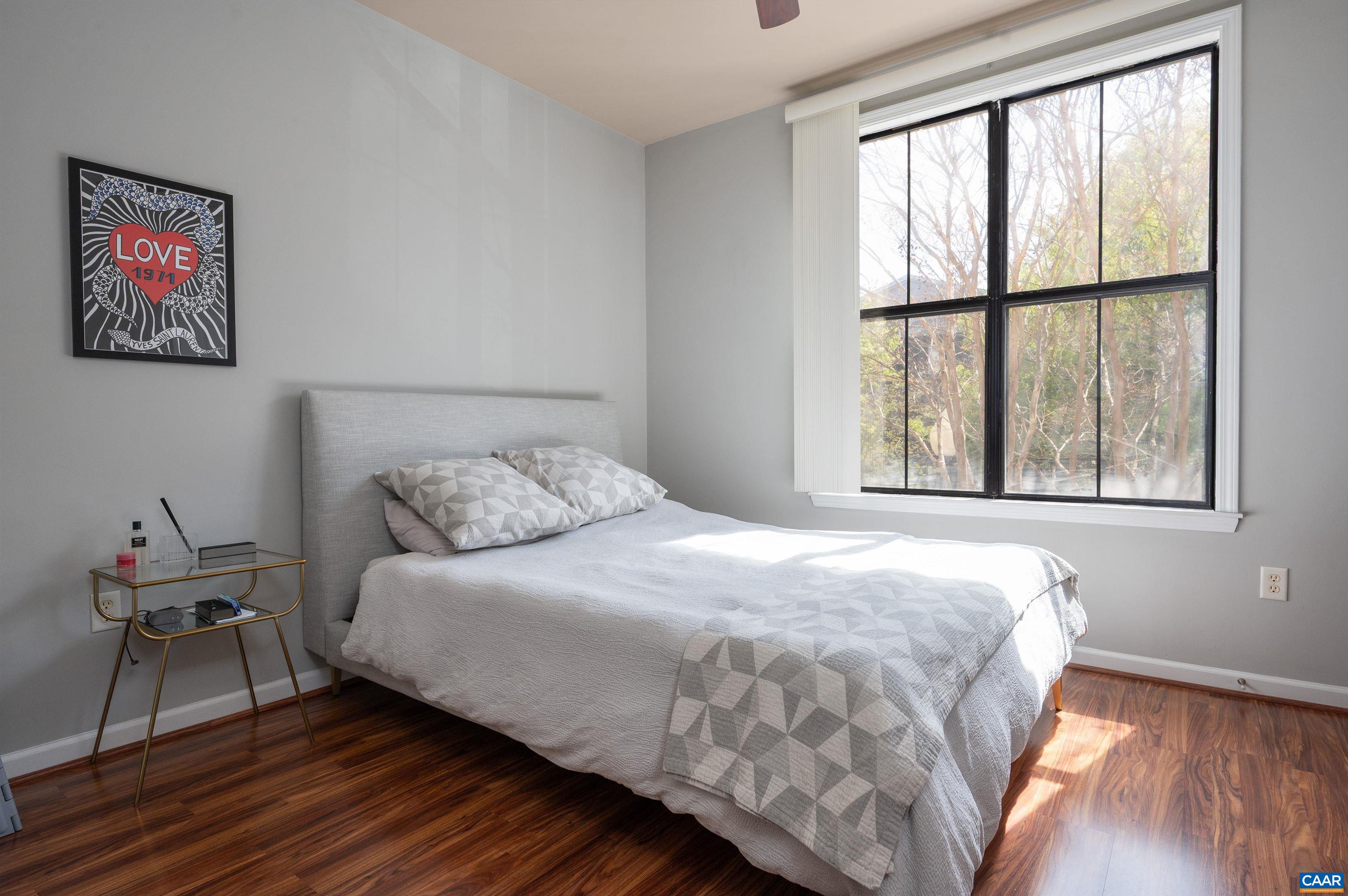 735 WALKER SQ Unit: 2A