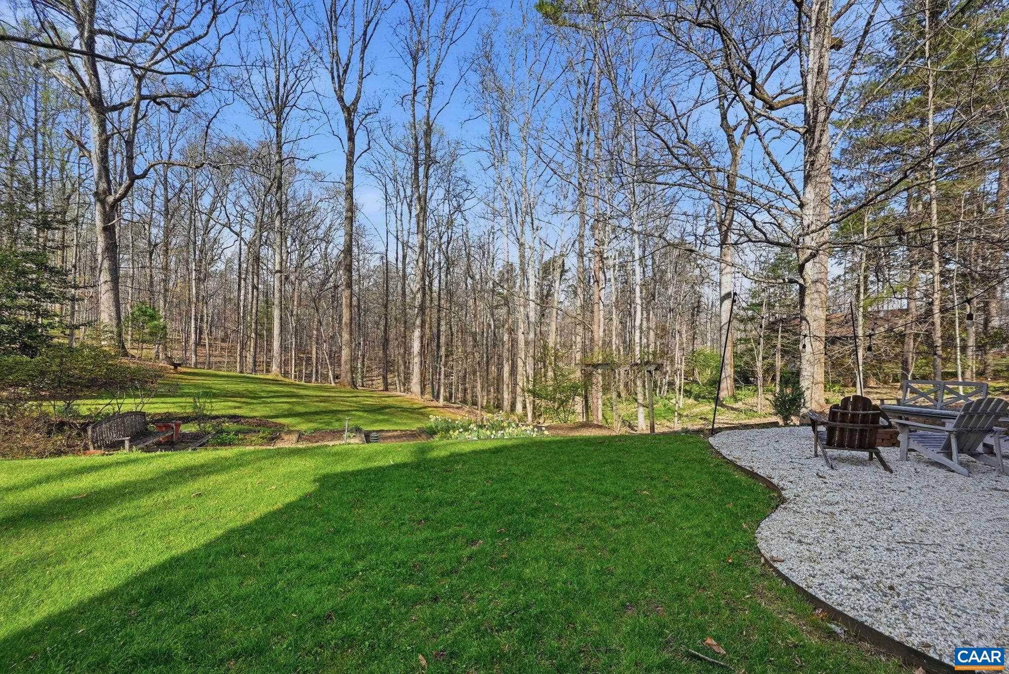 2404 PINE GARTH RUN